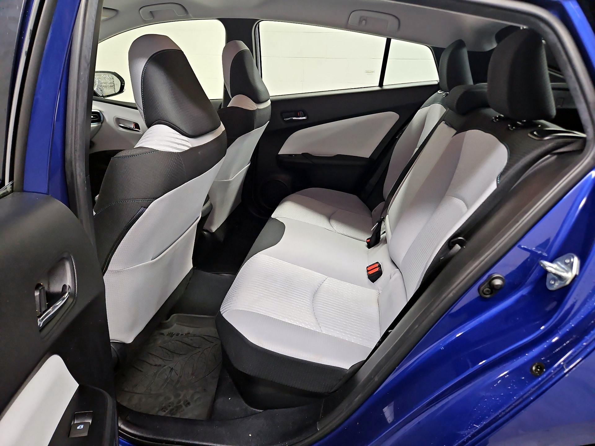 Thumbnail: 2016 Toyota Prius - 19