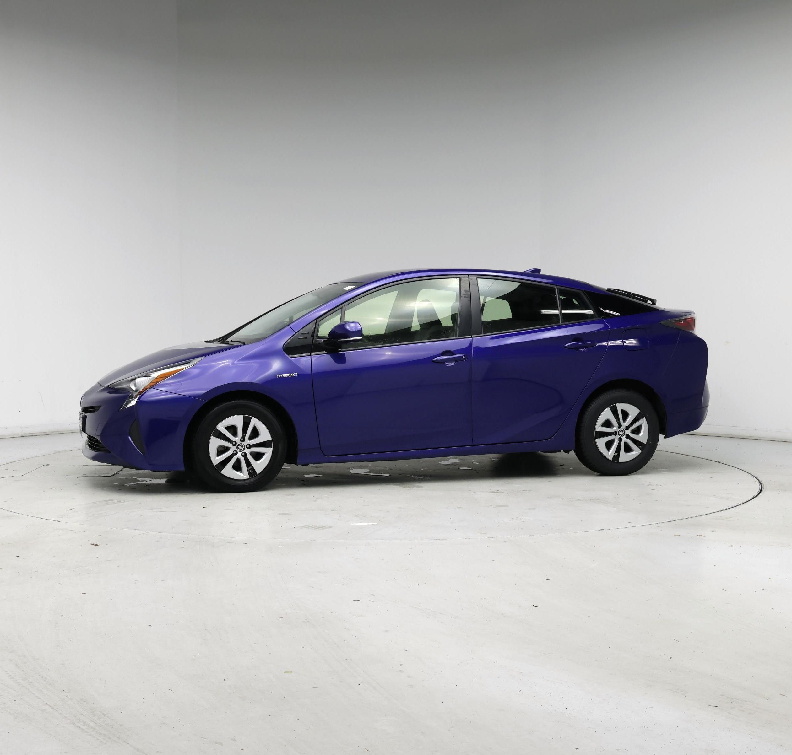 Thumbnail: 2016 Toyota Prius - 3