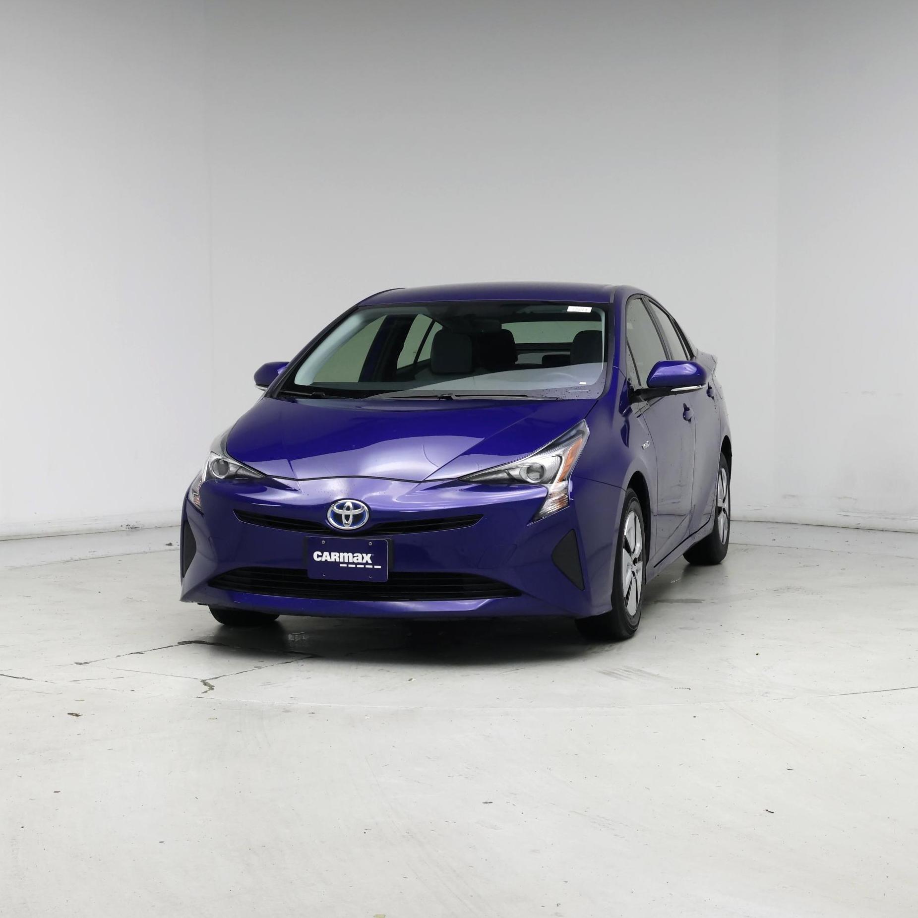 Thumbnail: 2016 Toyota Prius - 4