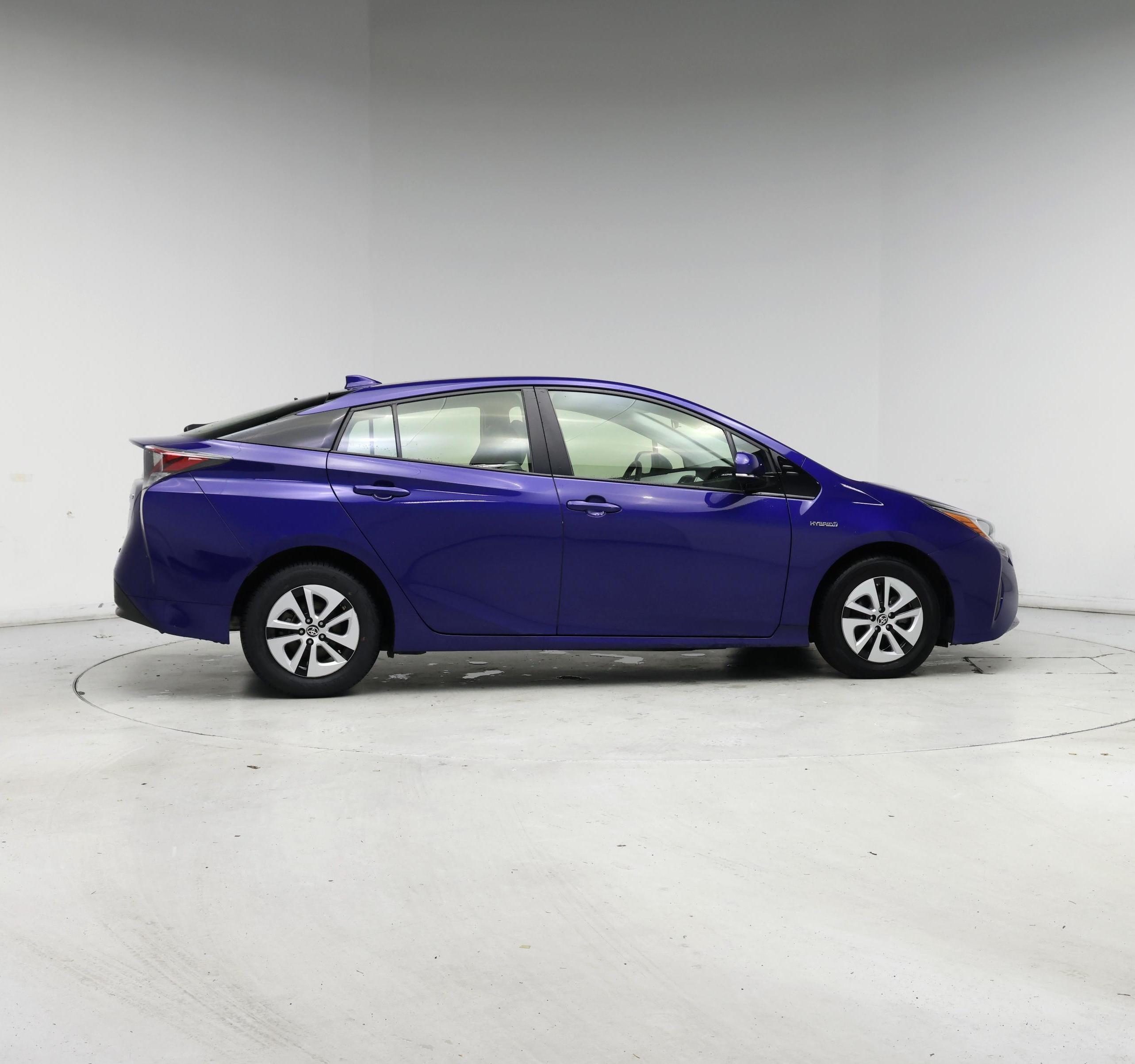 Thumbnail: 2016 Toyota Prius - 7