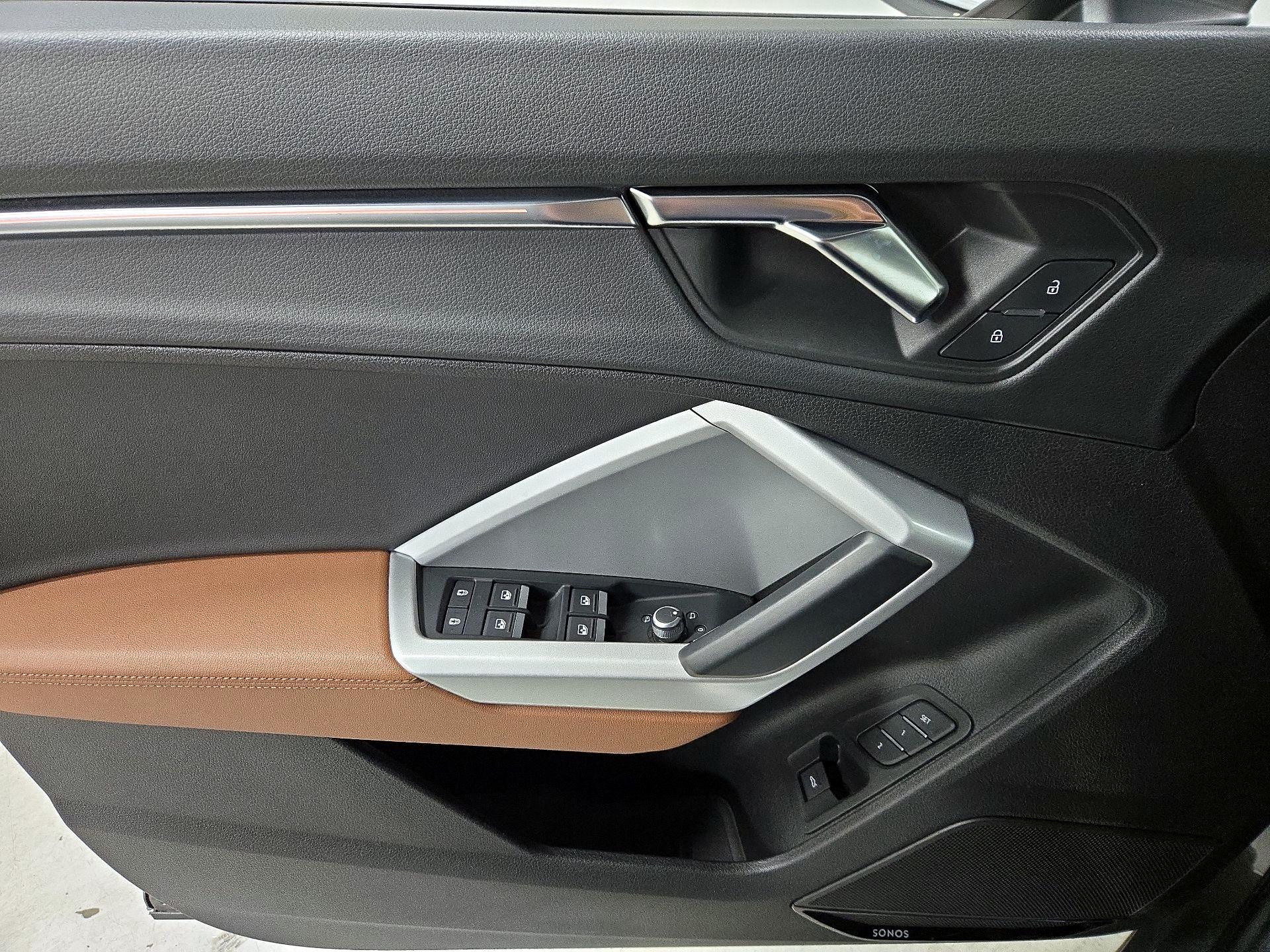 Thumbnail: 2022 Audi Q3 - 12