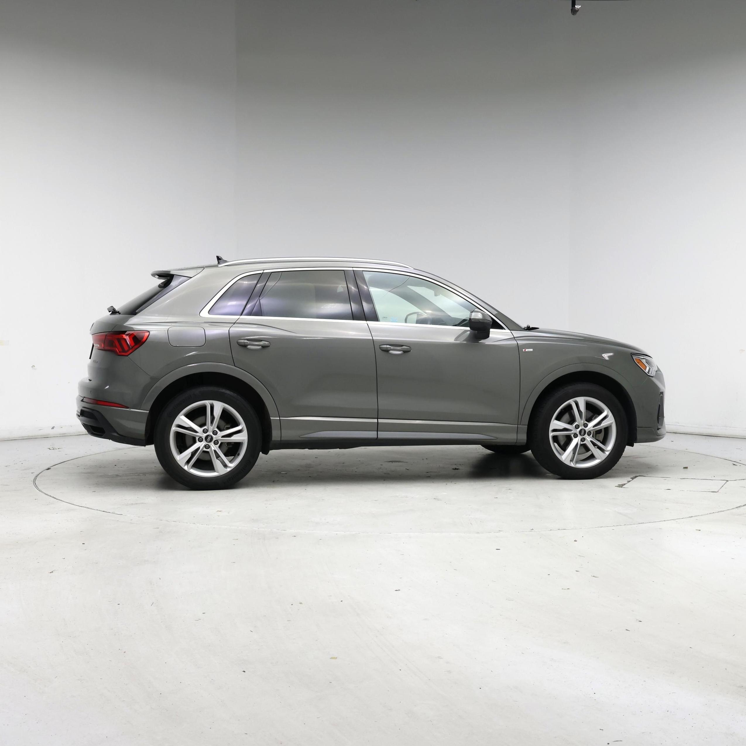 Thumbnail: 2022 Audi Q3 - 7