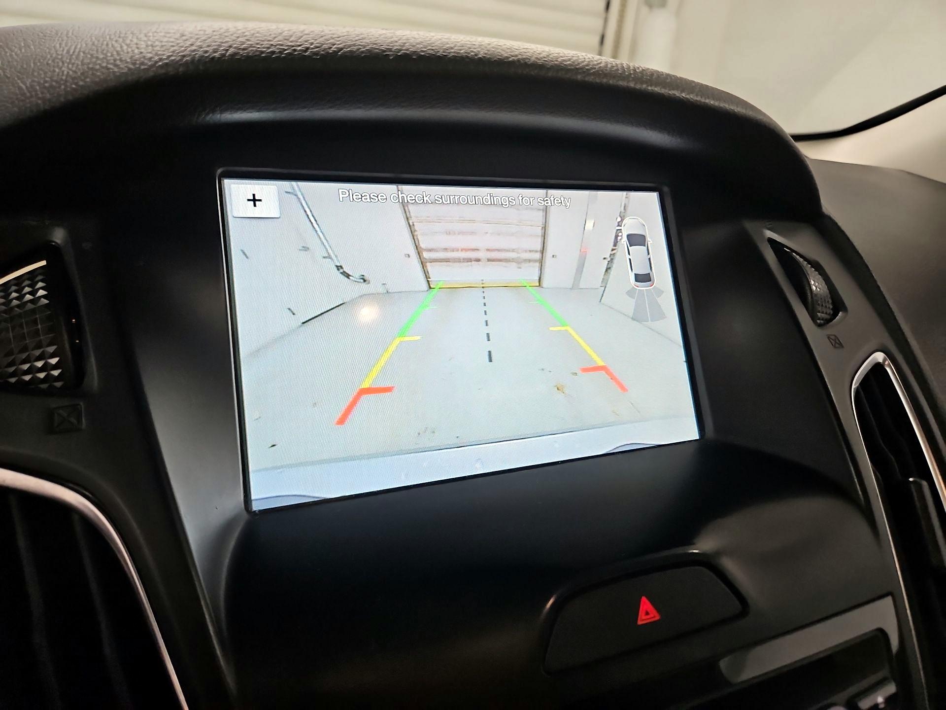 Thumbnail: 2018 Ford Focus - 15