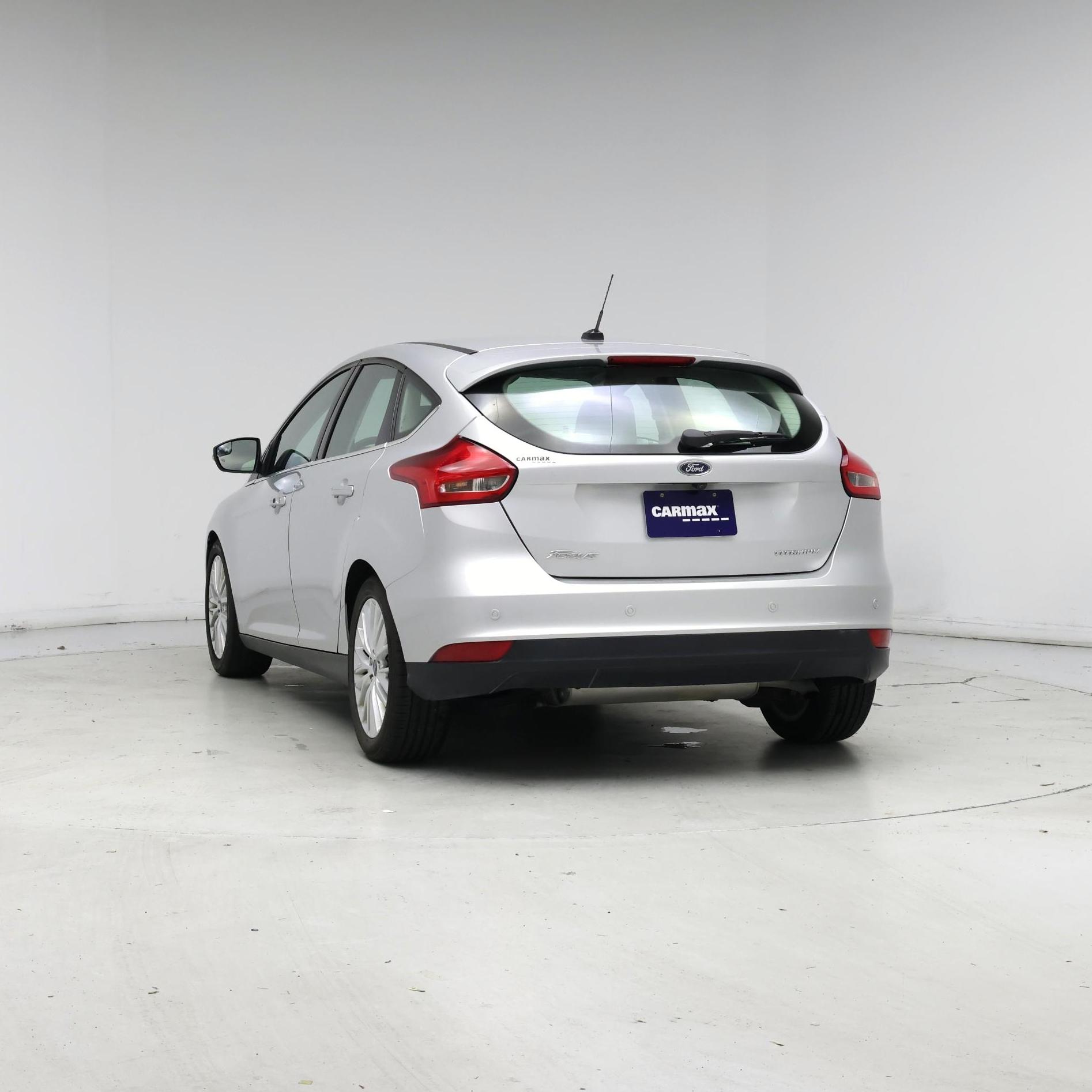 Thumbnail: 2018 Ford Focus - 6