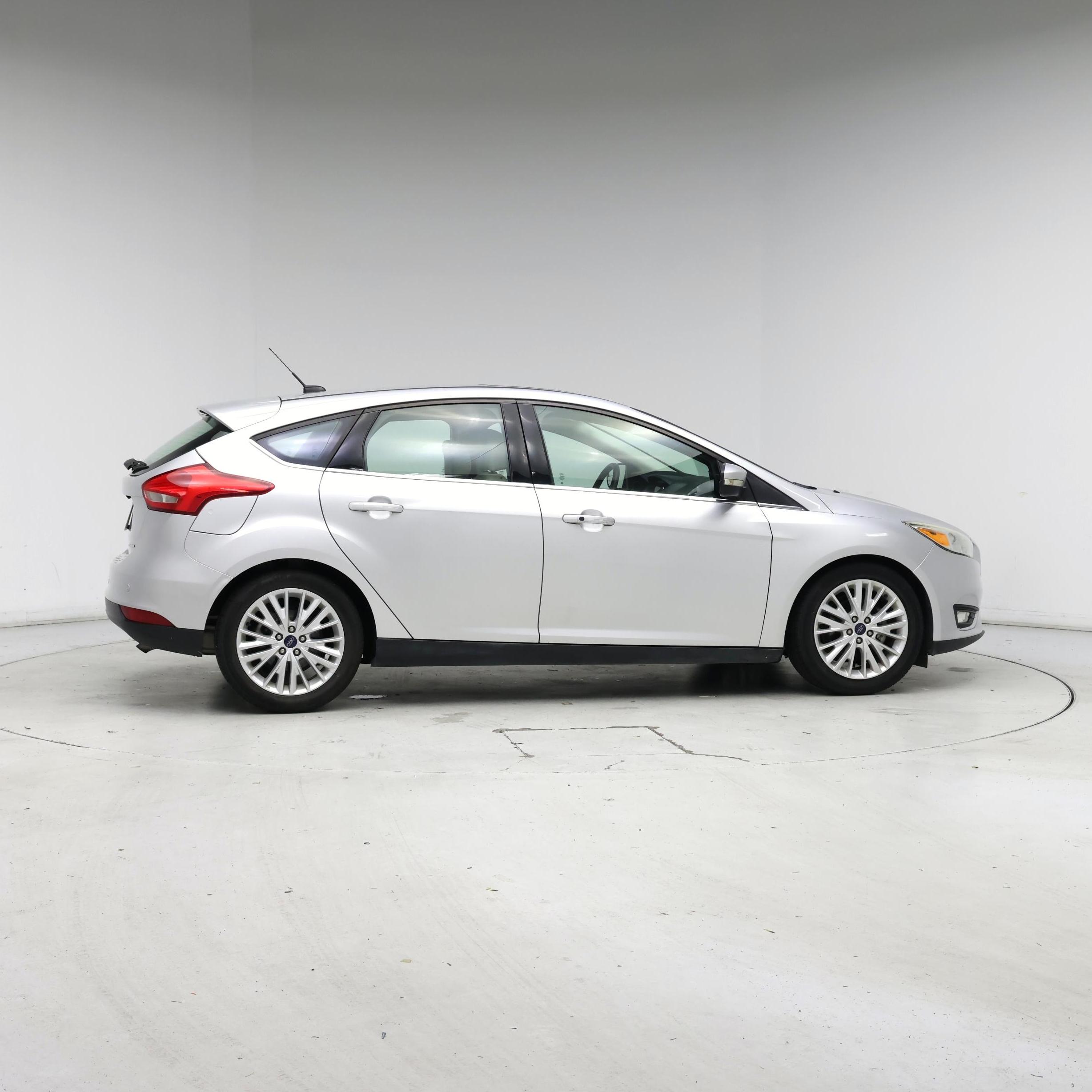 Thumbnail: 2018 Ford Focus - 7