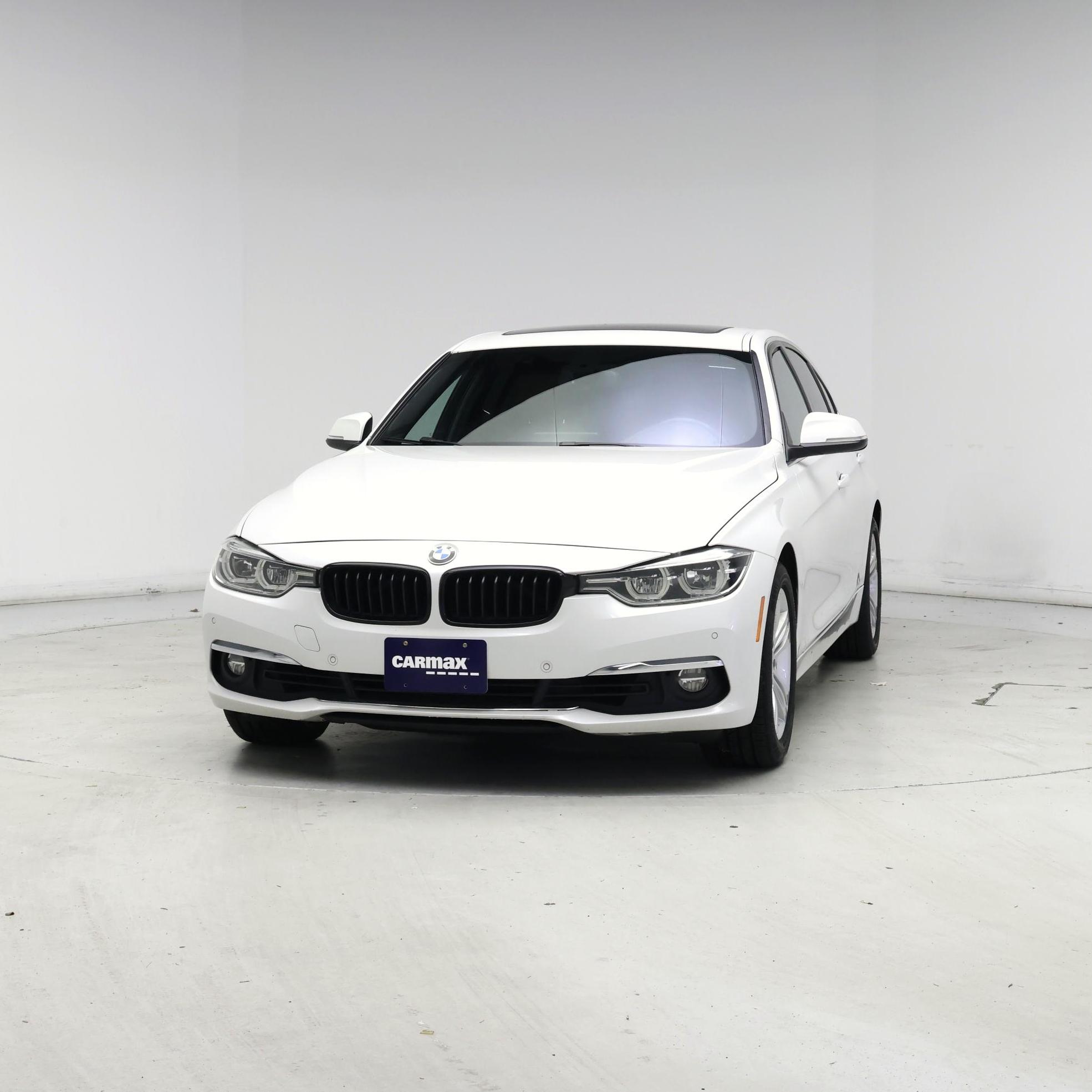 Thumbnail: 2016 BMW 3 Series - 4