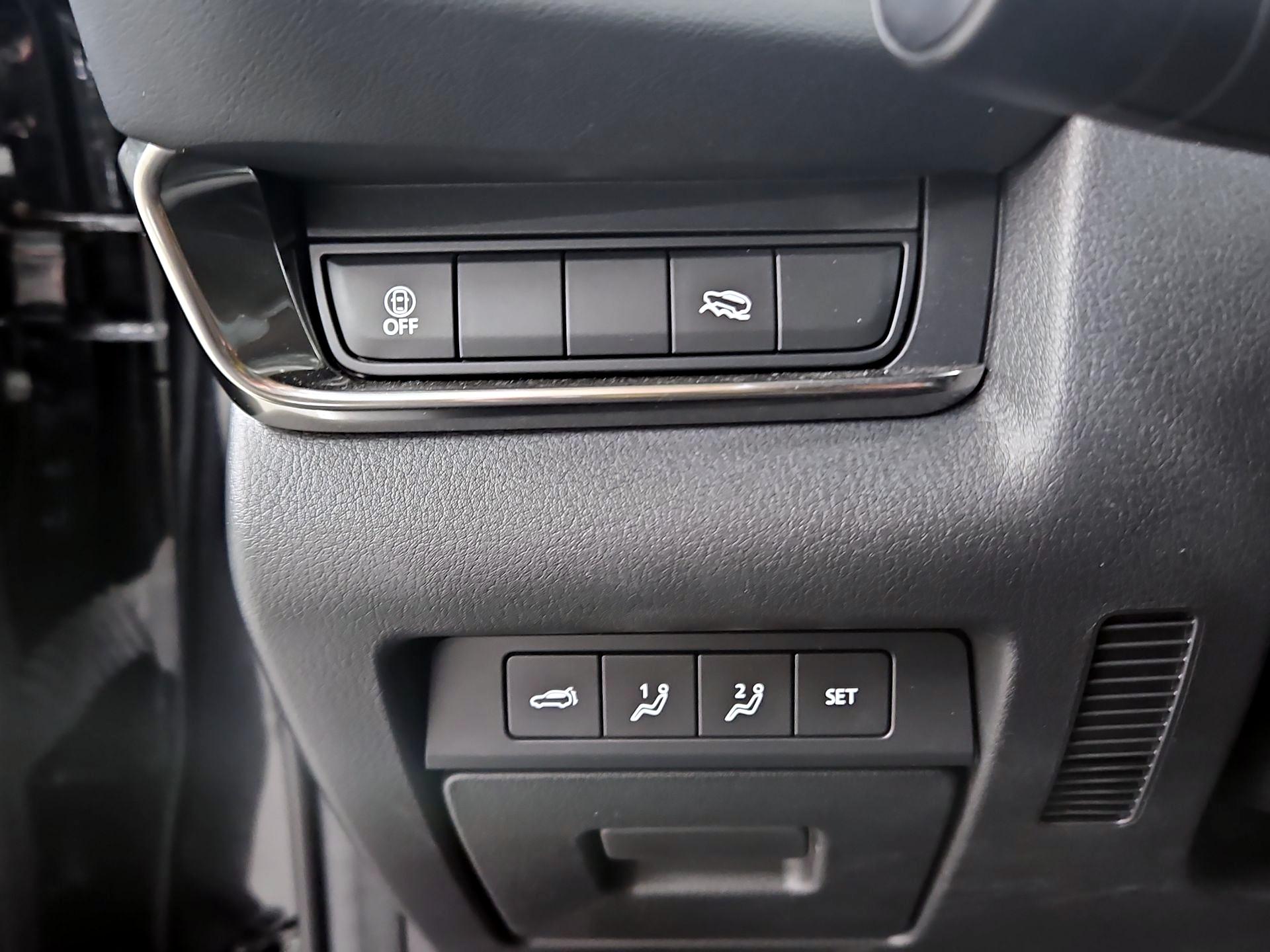 Thumbnail: 2023 Mazda CX-30 - 13