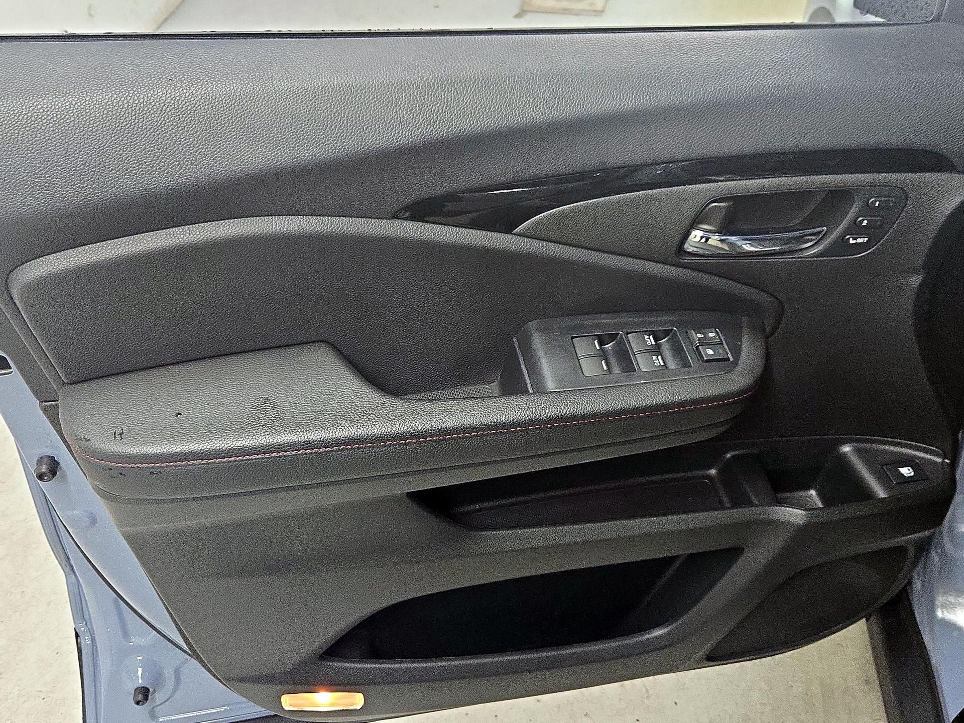 Thumbnail: 2025 Honda Ridgeline - 12