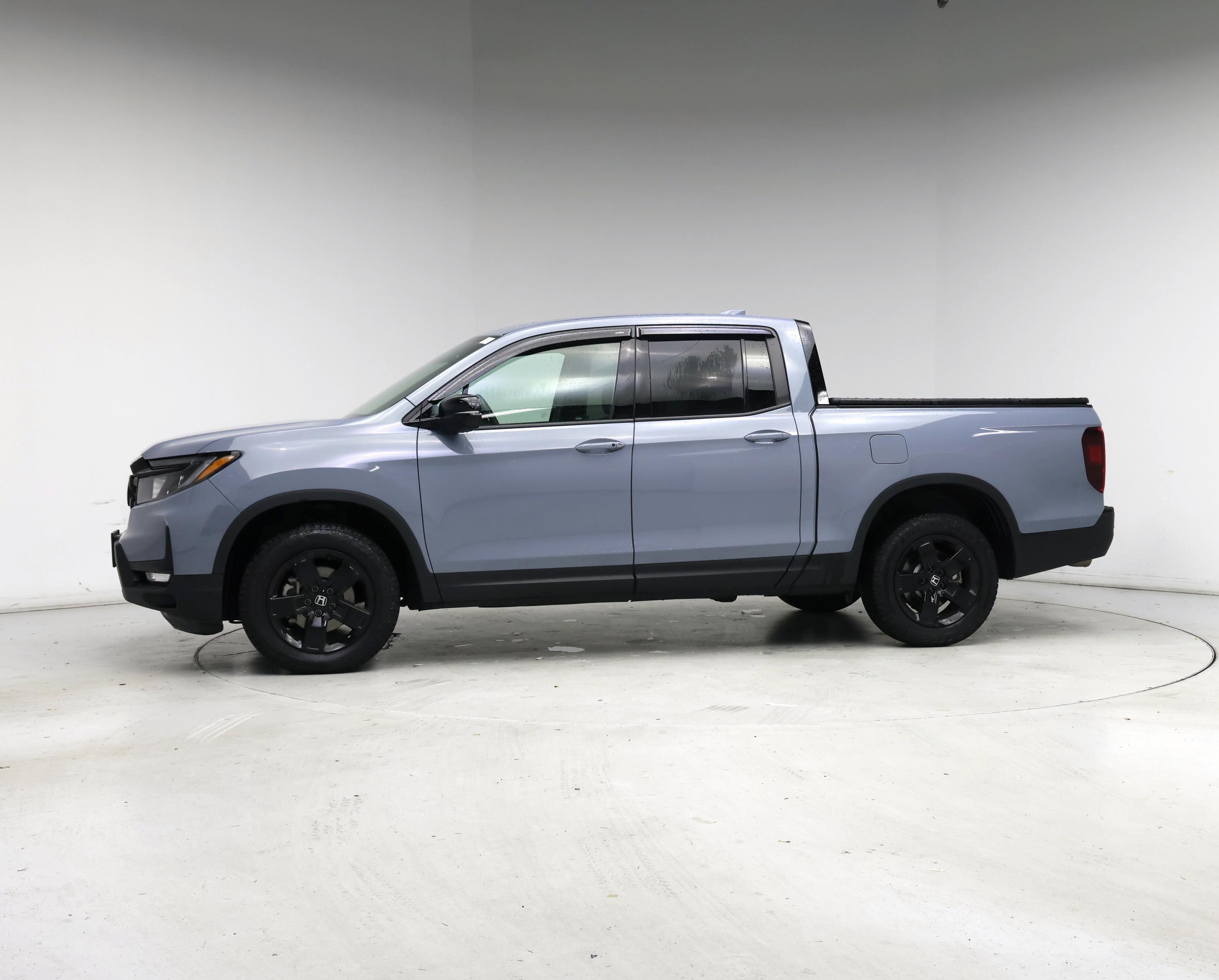 Thumbnail: 2025 Honda Ridgeline - 3