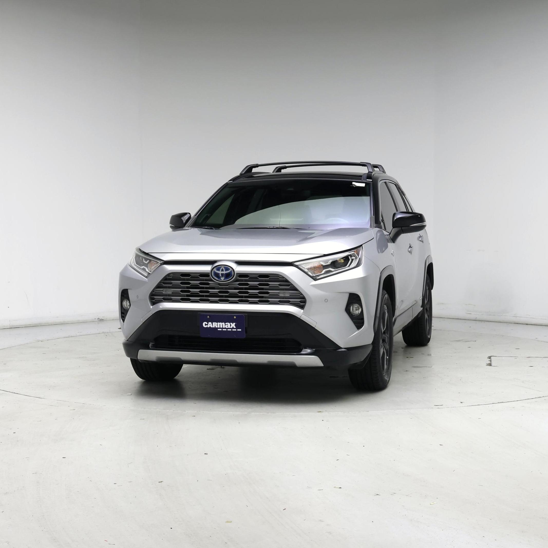 Thumbnail: 2020 Toyota RAV4 - 4