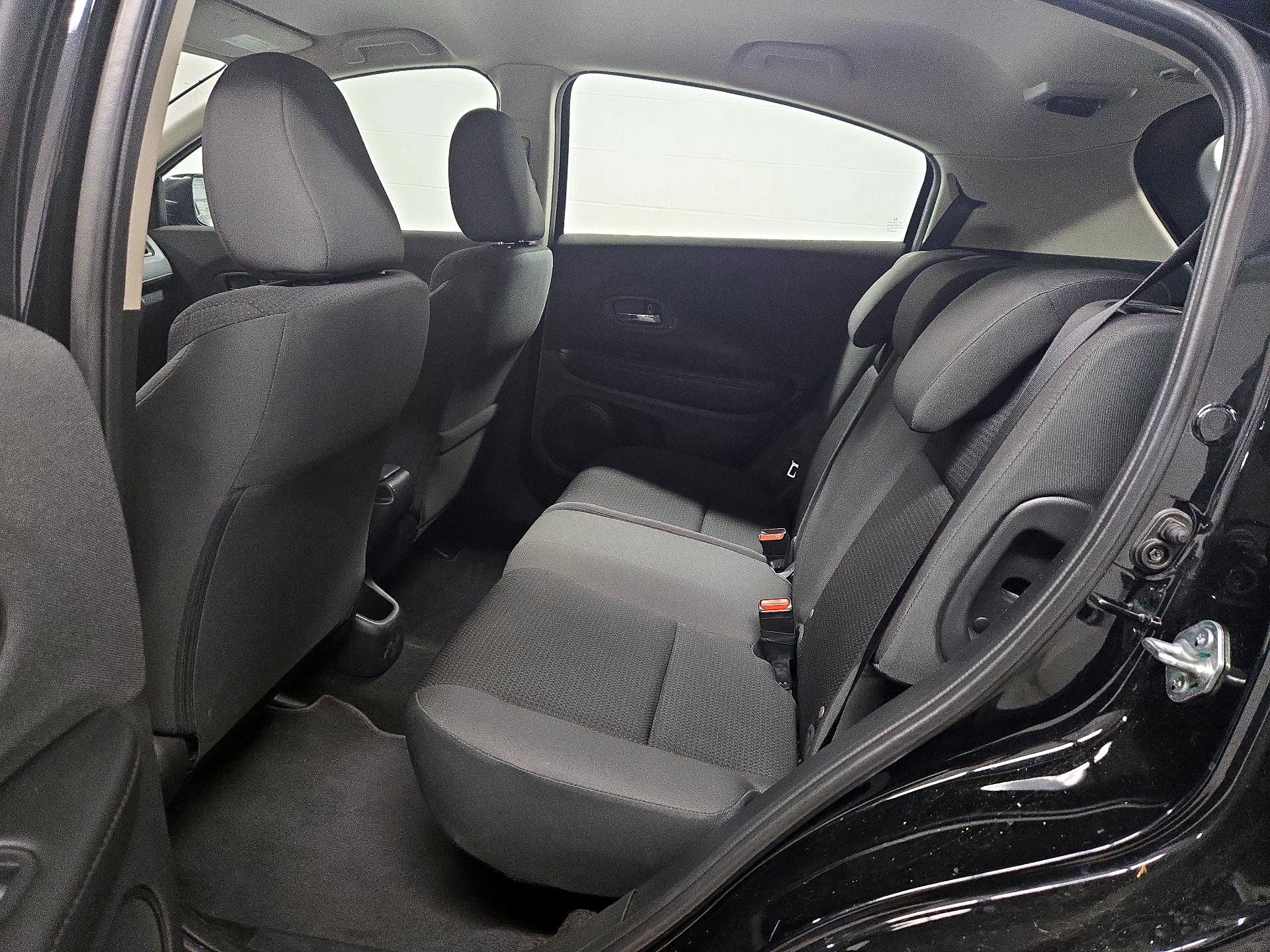 Thumbnail: 2022 Honda HR-V - 19