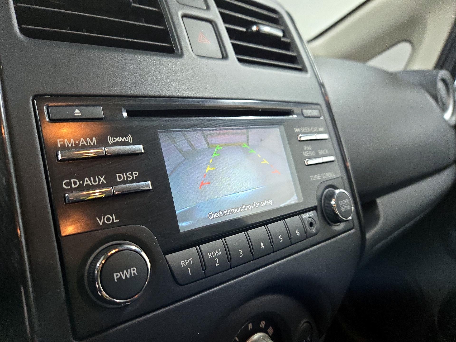 Thumbnail: 2014 Nissan Versa Note - 14