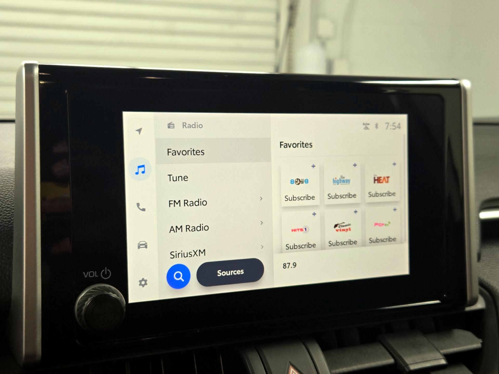 Thumbnail: 2023 Toyota RAV4 - 15