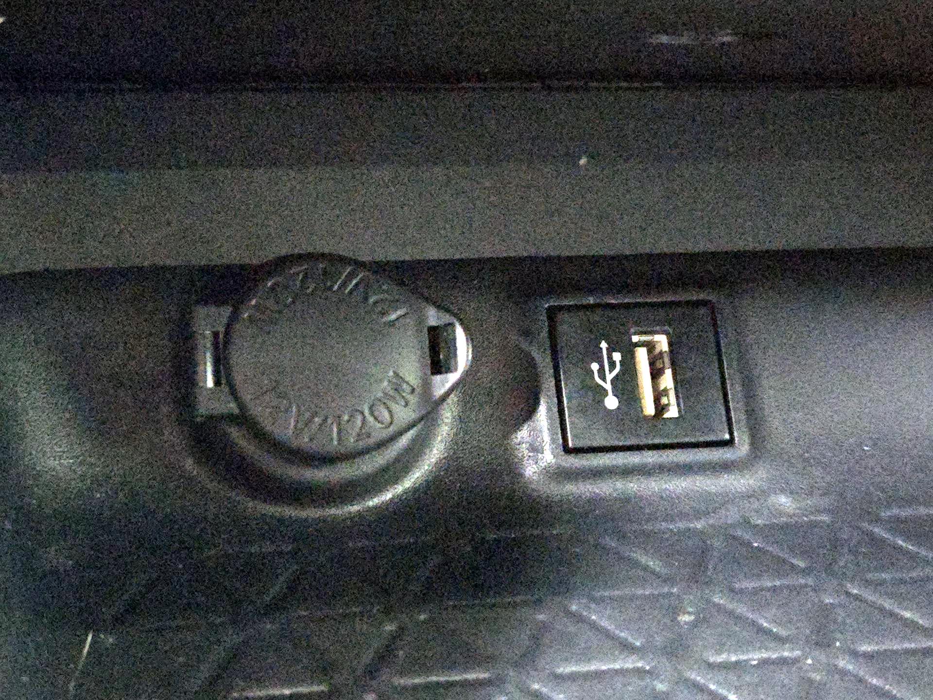 Thumbnail: 2023 Toyota RAV4 - 18