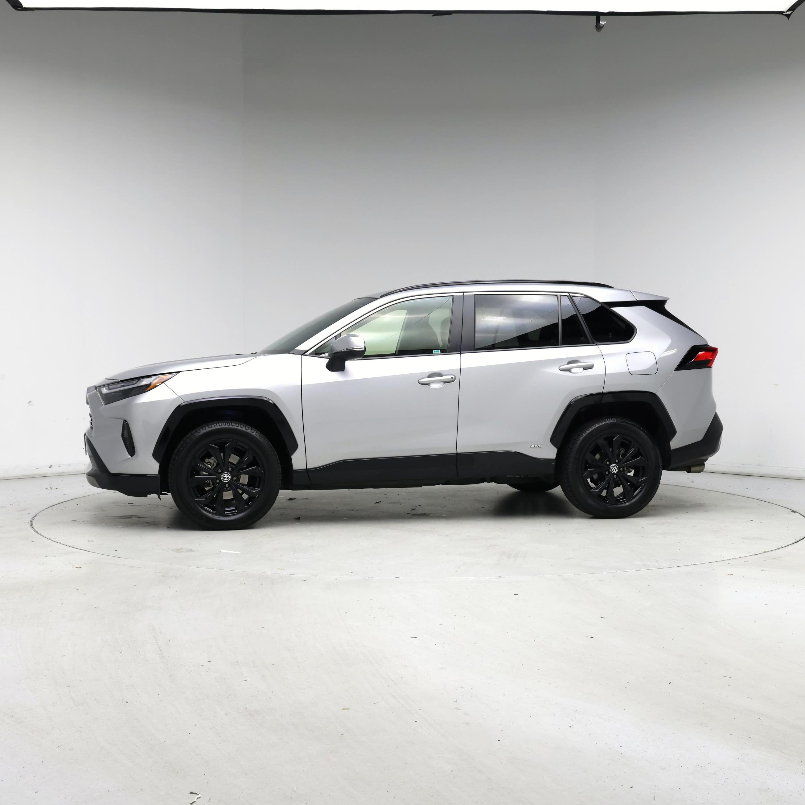 Thumbnail: 2023 Toyota RAV4 - 3