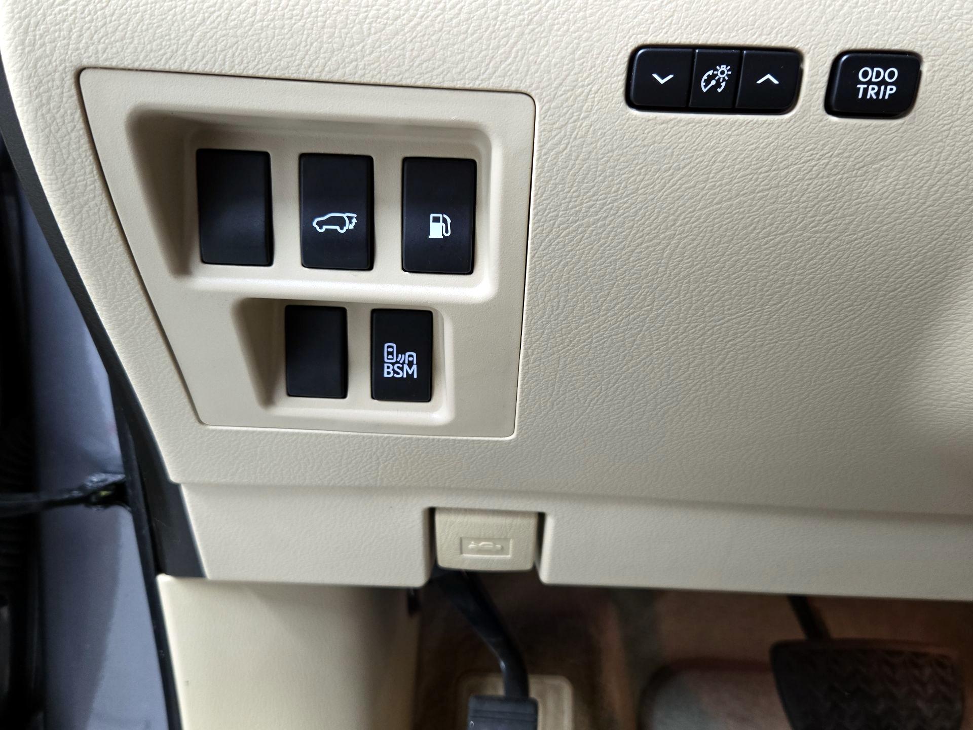 Thumbnail: 2015 Lexus RX - 13