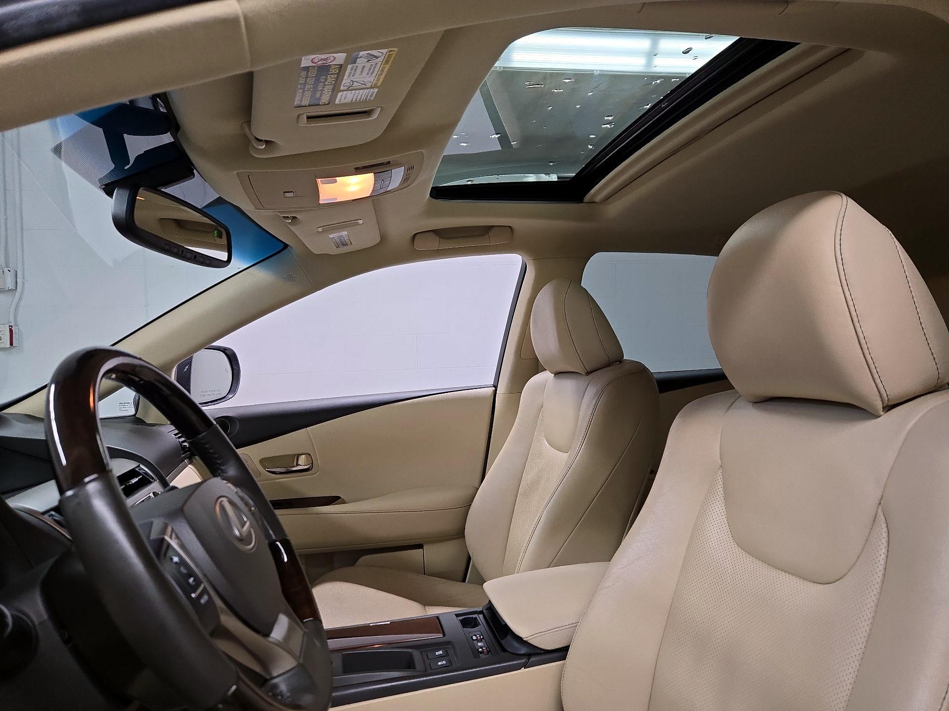 Thumbnail: 2015 Lexus RX - 19