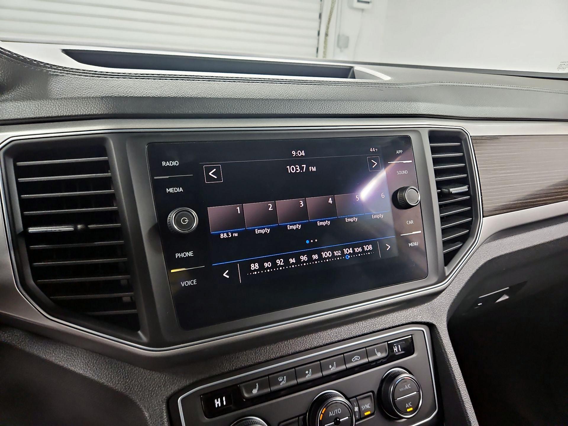 Thumbnail: 2018 Volkswagen Atlas - 15