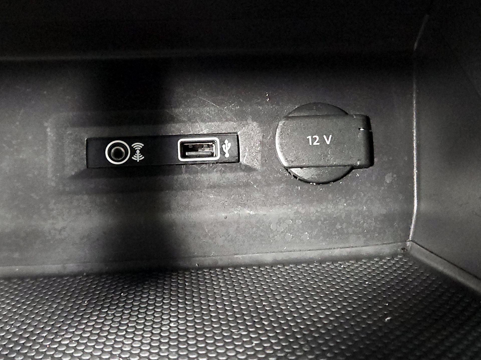 Thumbnail: 2018 Volkswagen Atlas - 18