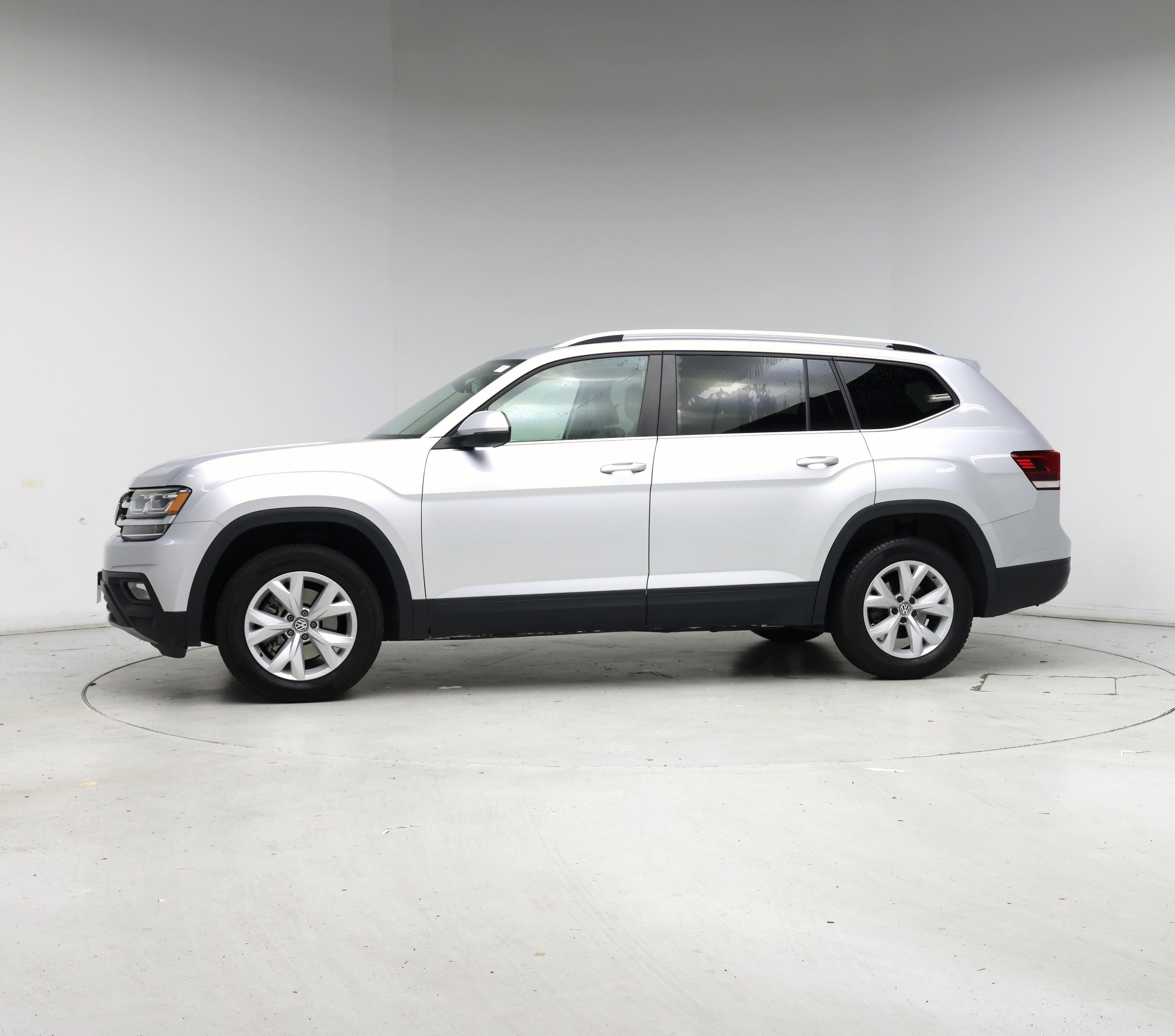 Thumbnail: 2018 Volkswagen Atlas - 3