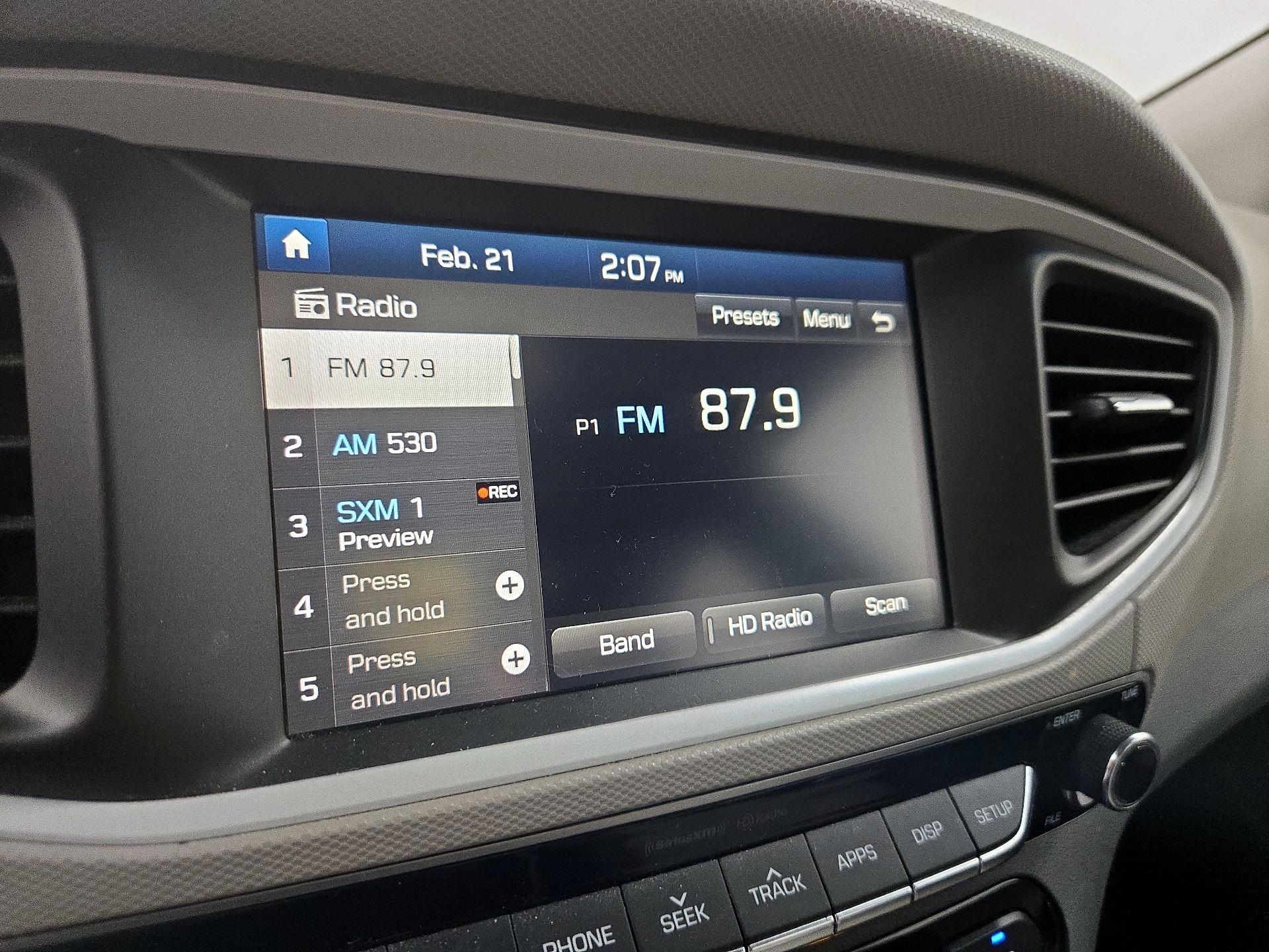 Thumbnail: 2018 Hyundai Ioniq - 15