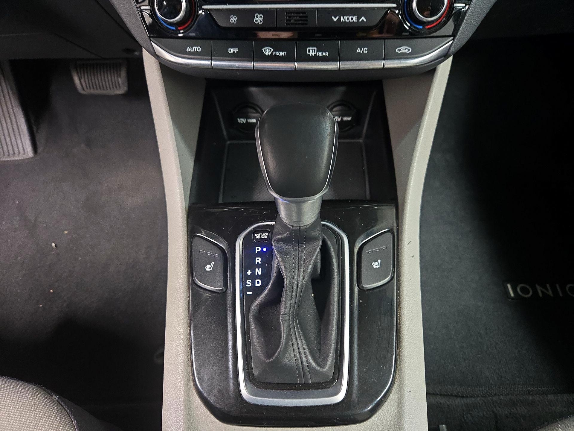 Thumbnail: 2018 Hyundai Ioniq - 17