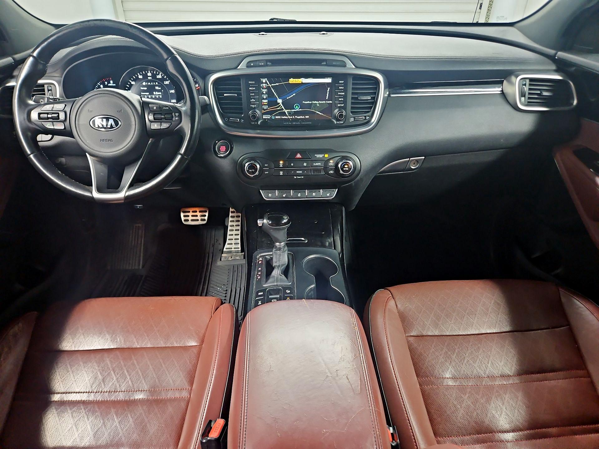 Thumbnail: 2016 Kia Sorento - 9