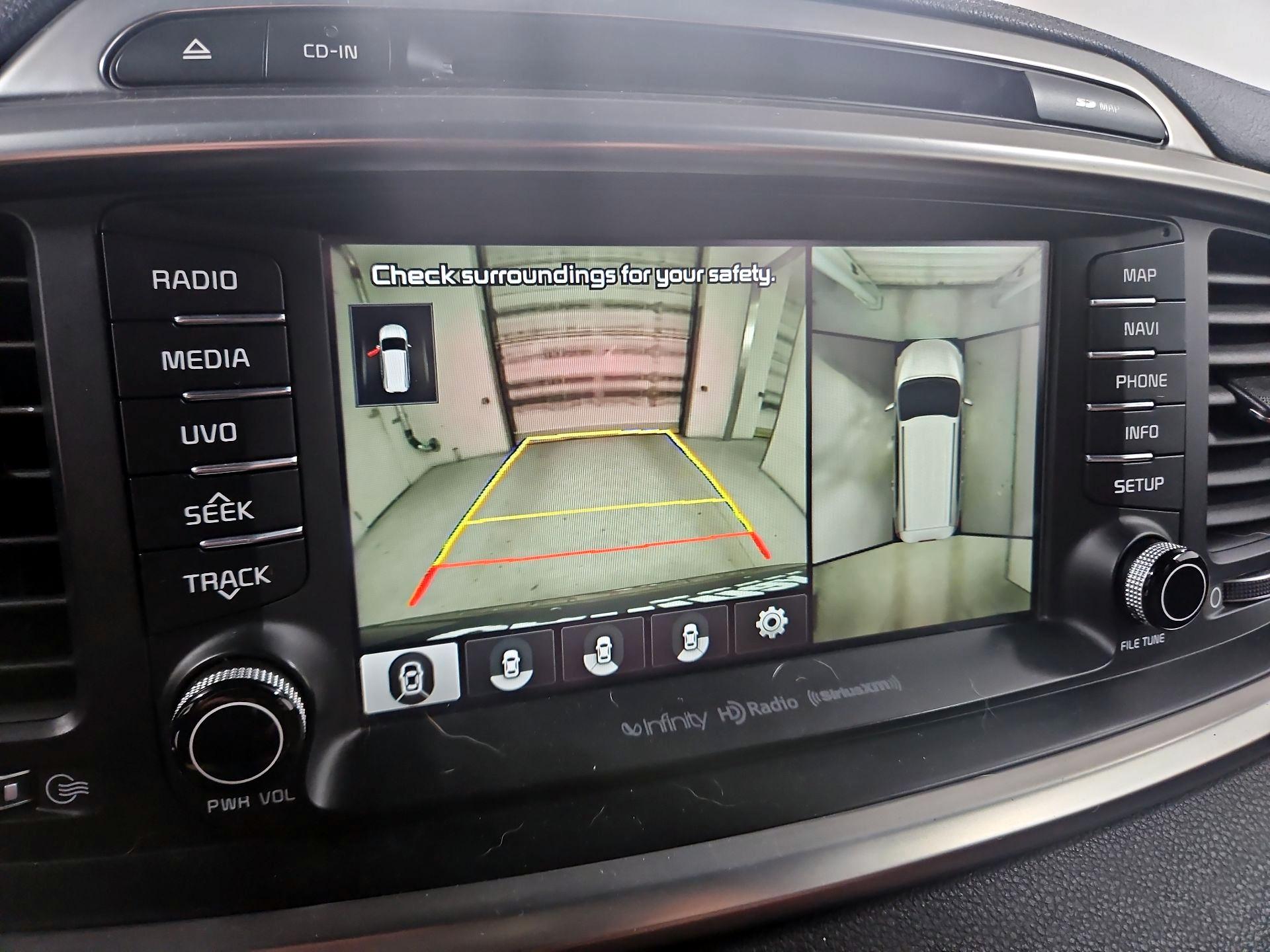 Thumbnail: 2016 Kia Sorento - 15