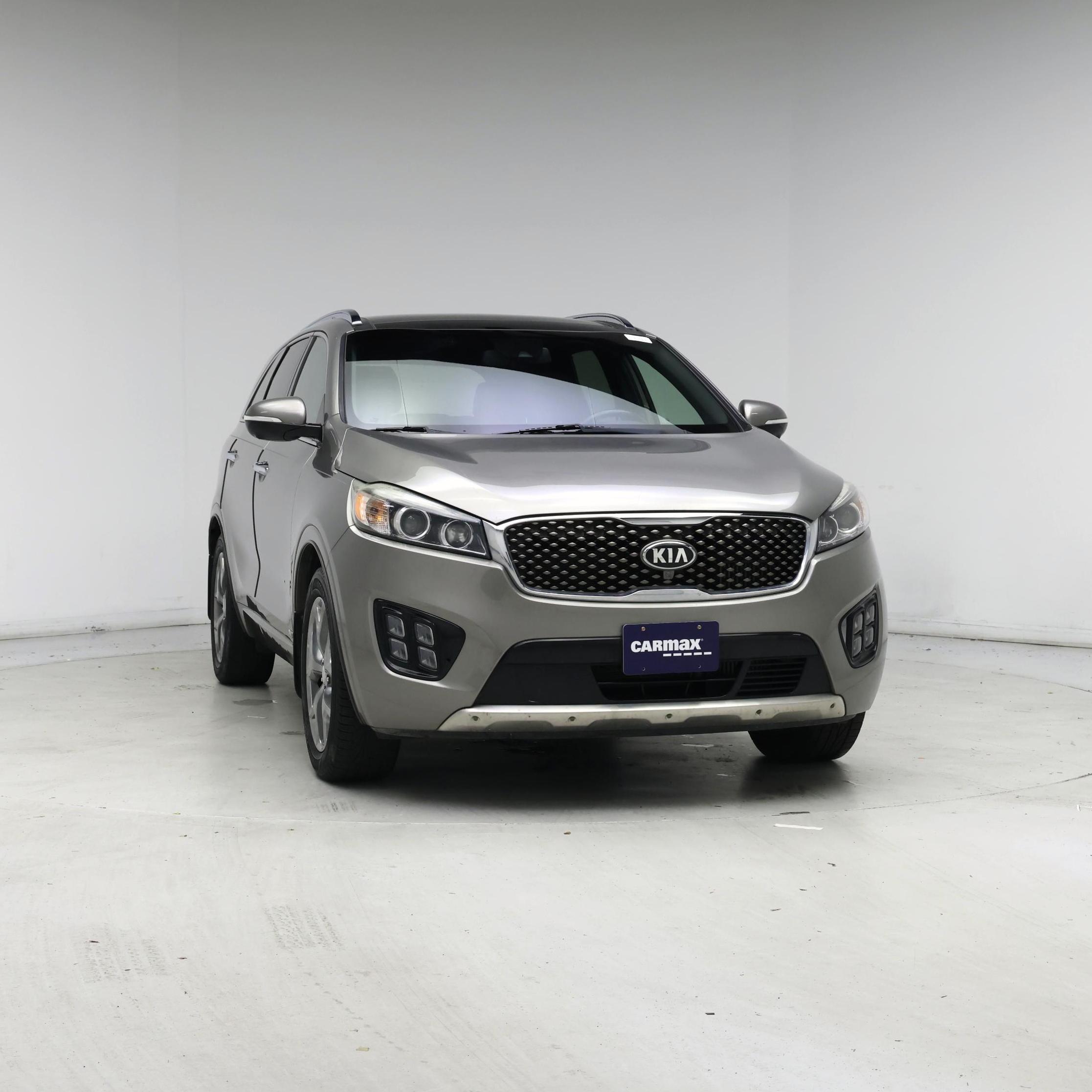 Thumbnail: 2016 Kia Sorento - 5