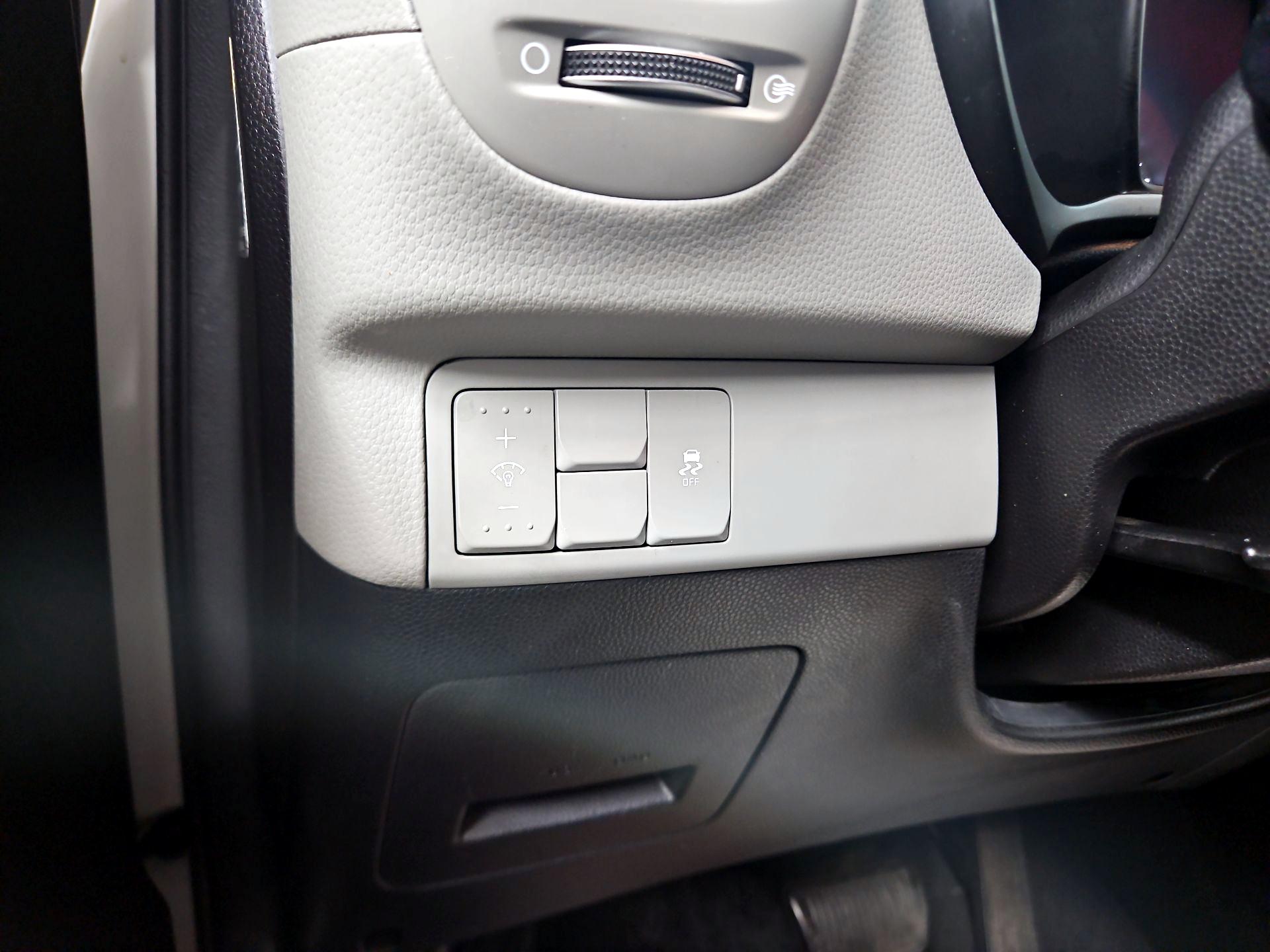 Thumbnail: 2014 Kia Soul - 13