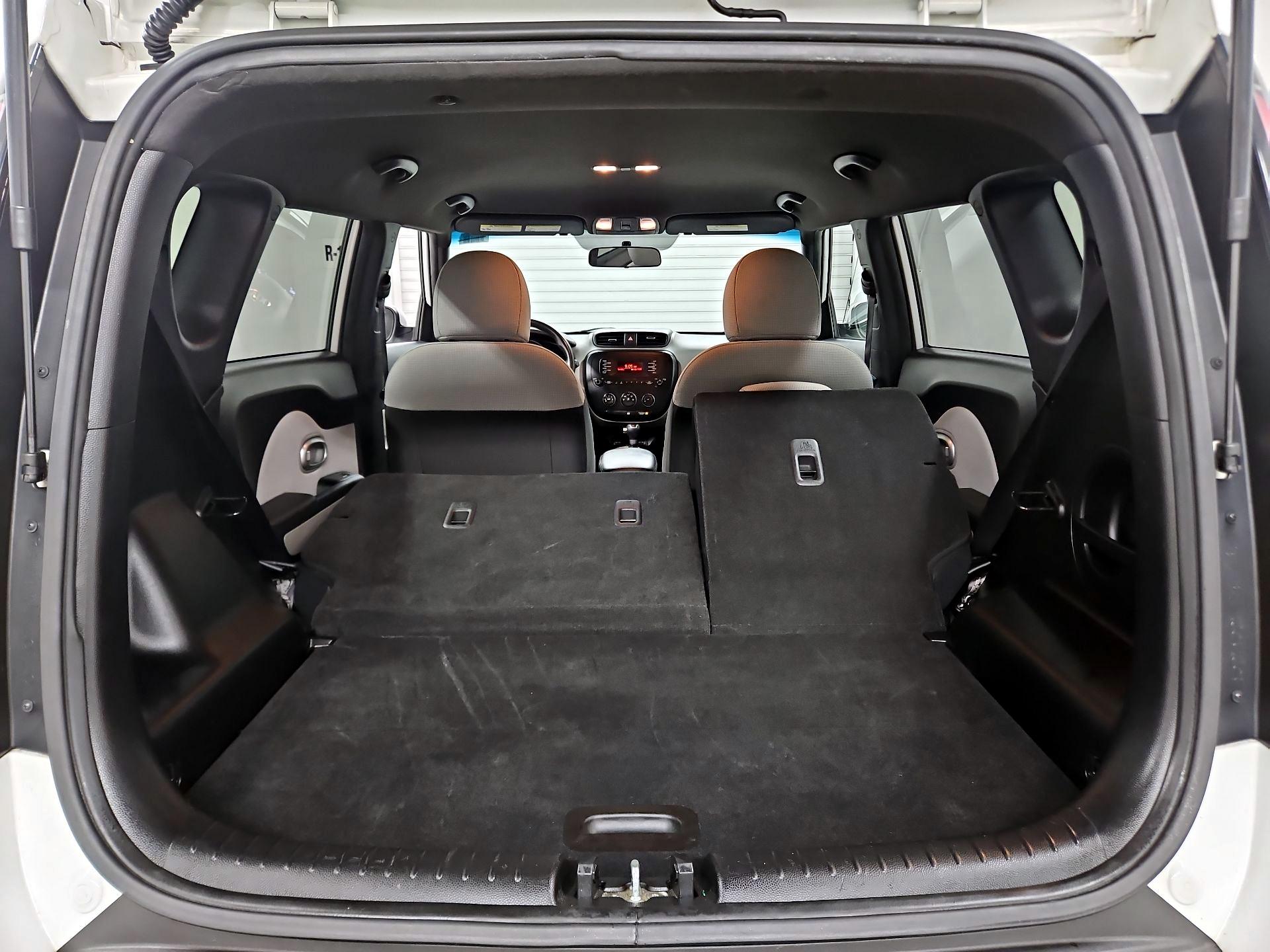 Thumbnail: 2014 Kia Soul - 20