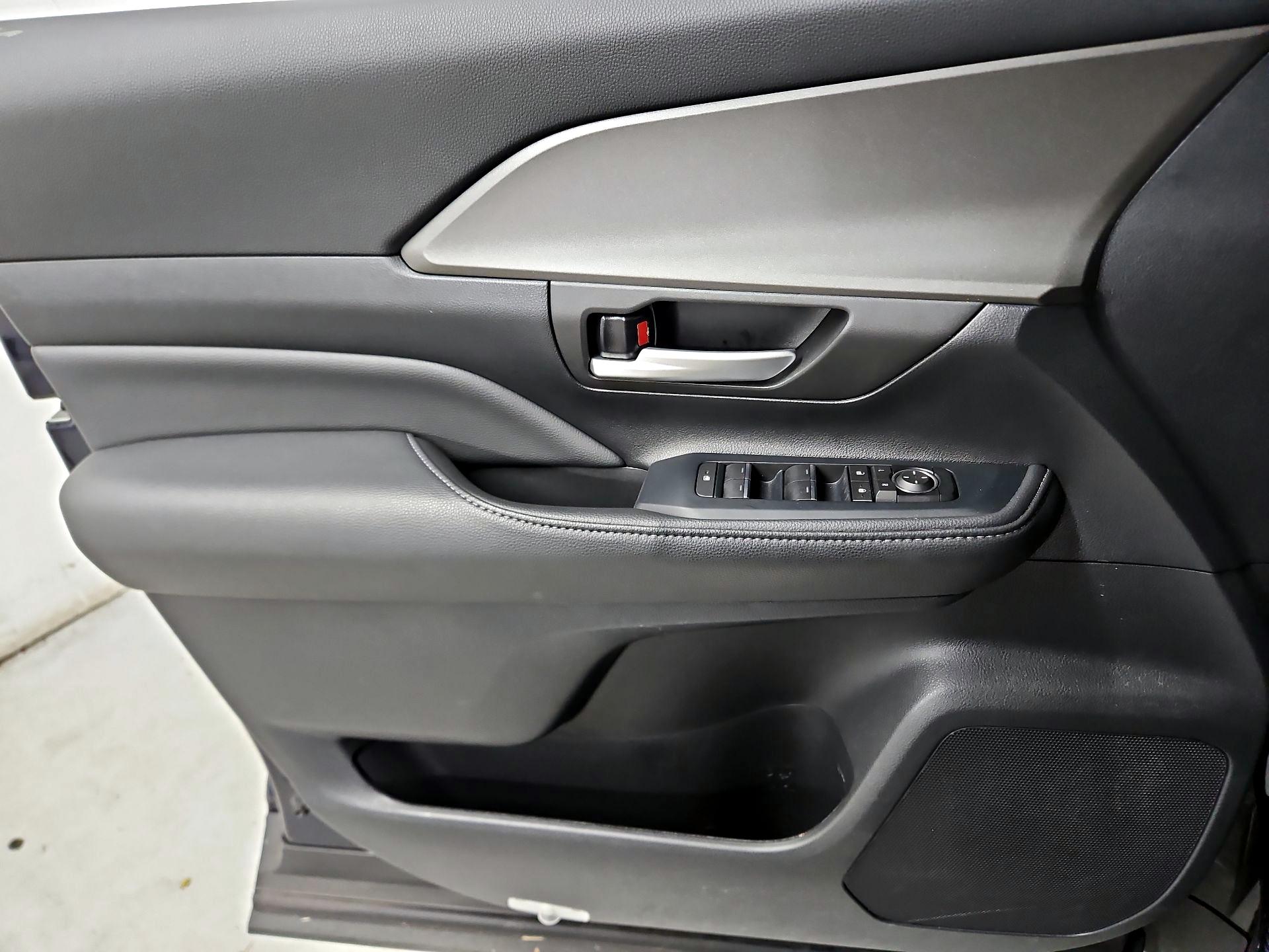 Thumbnail: 2024 Toyota Grand Highlander - 12