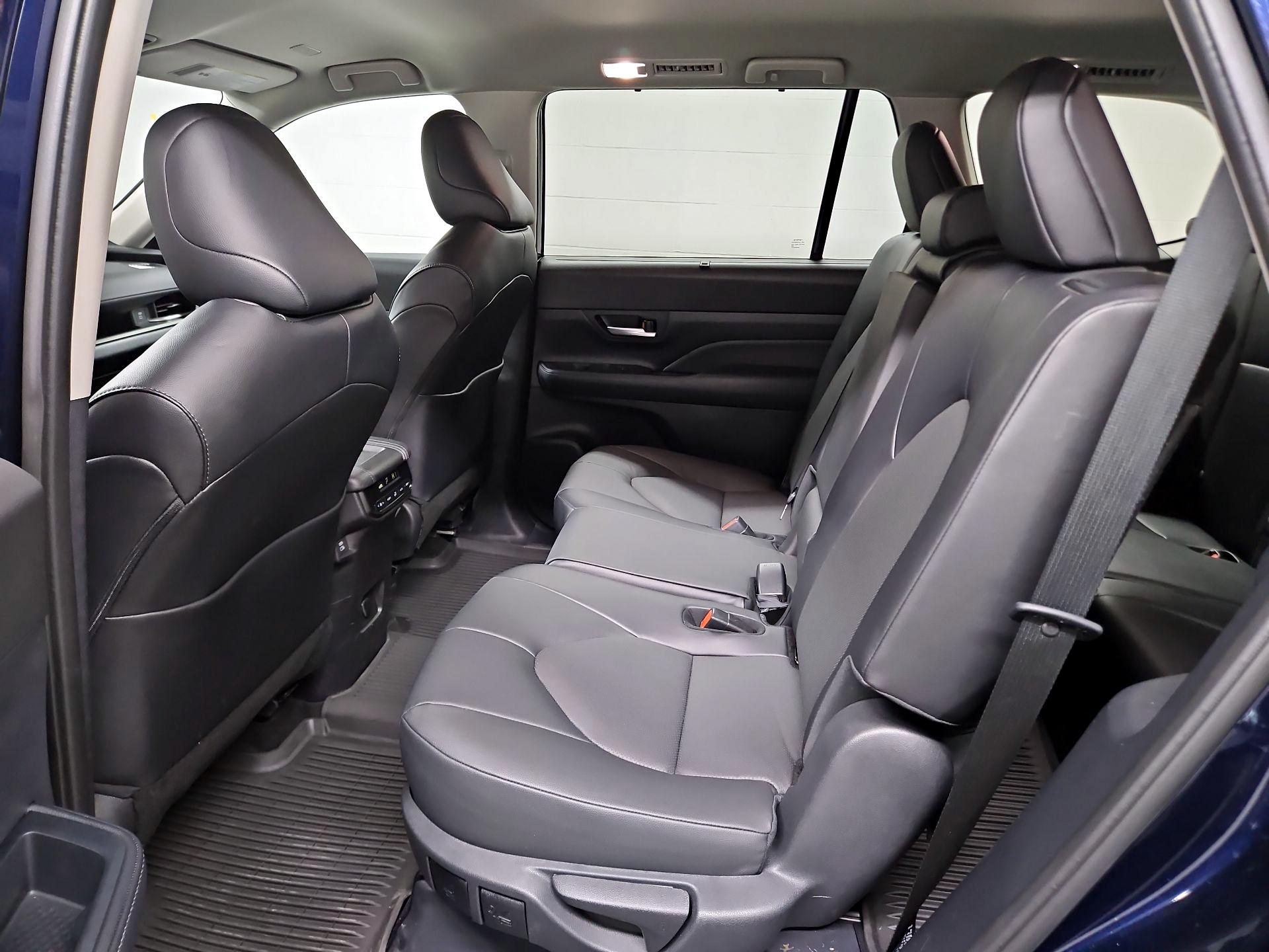 Thumbnail: 2024 Toyota Grand Highlander - 19