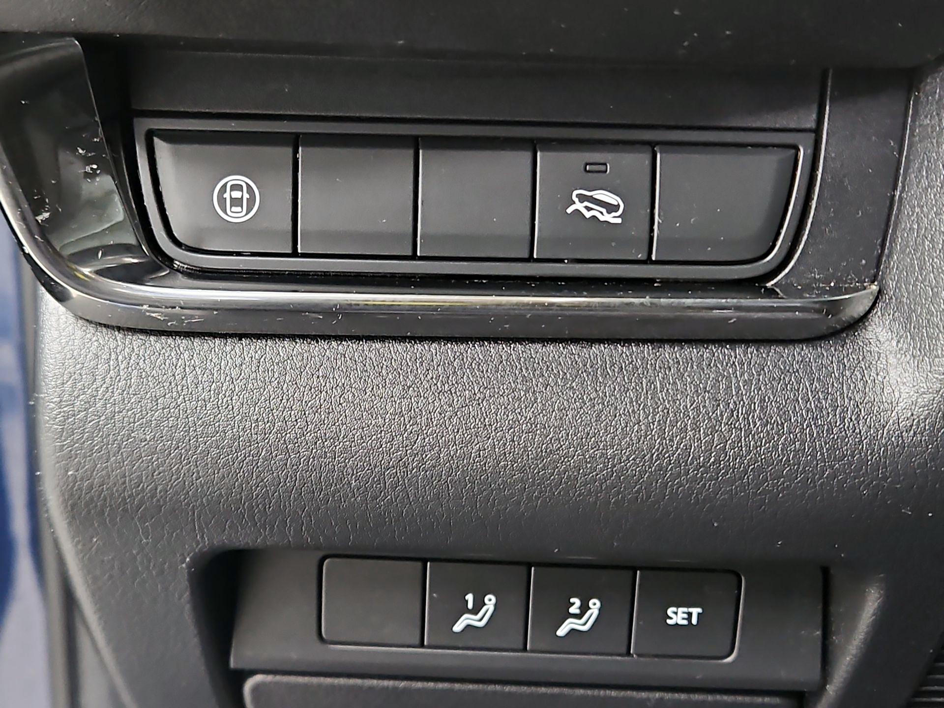 Thumbnail: 2020 Mazda CX-30 - 13