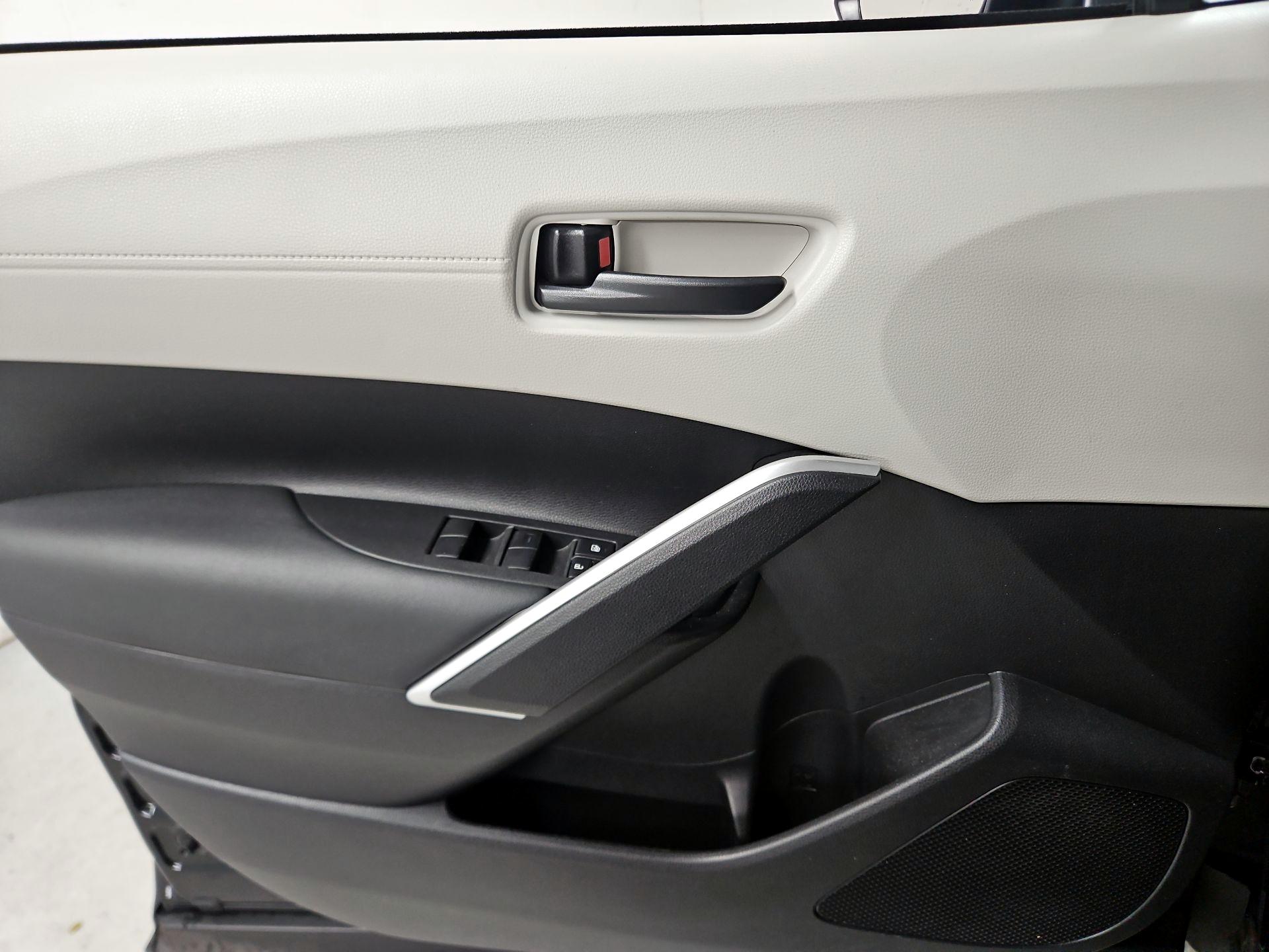 Thumbnail: 2022 Toyota Corolla Cross - 12