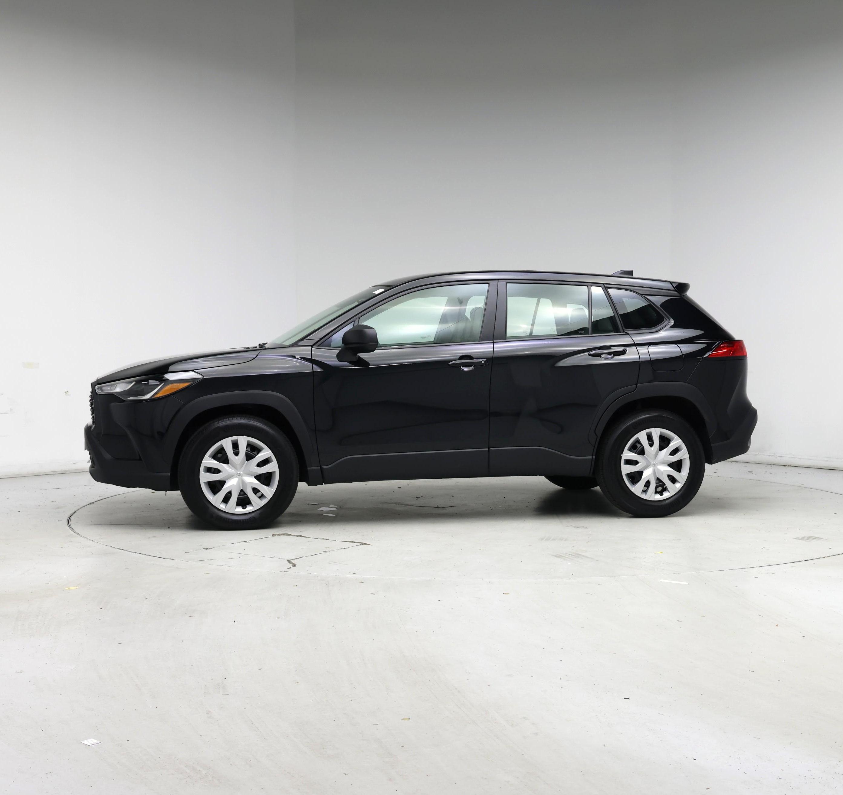 Thumbnail: 2022 Toyota Corolla Cross - 3