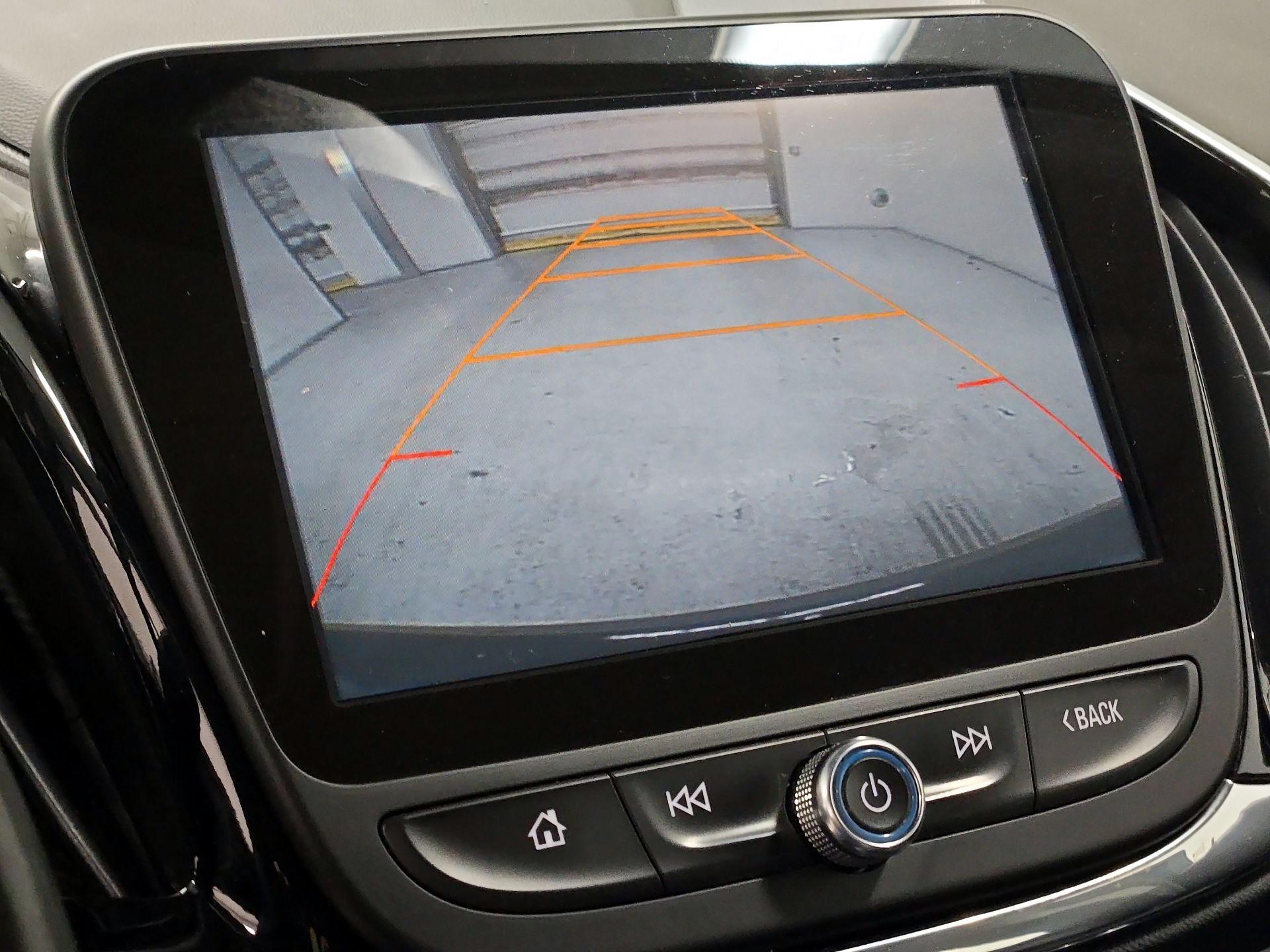 Thumbnail: 2017 Chevrolet Volt - 14