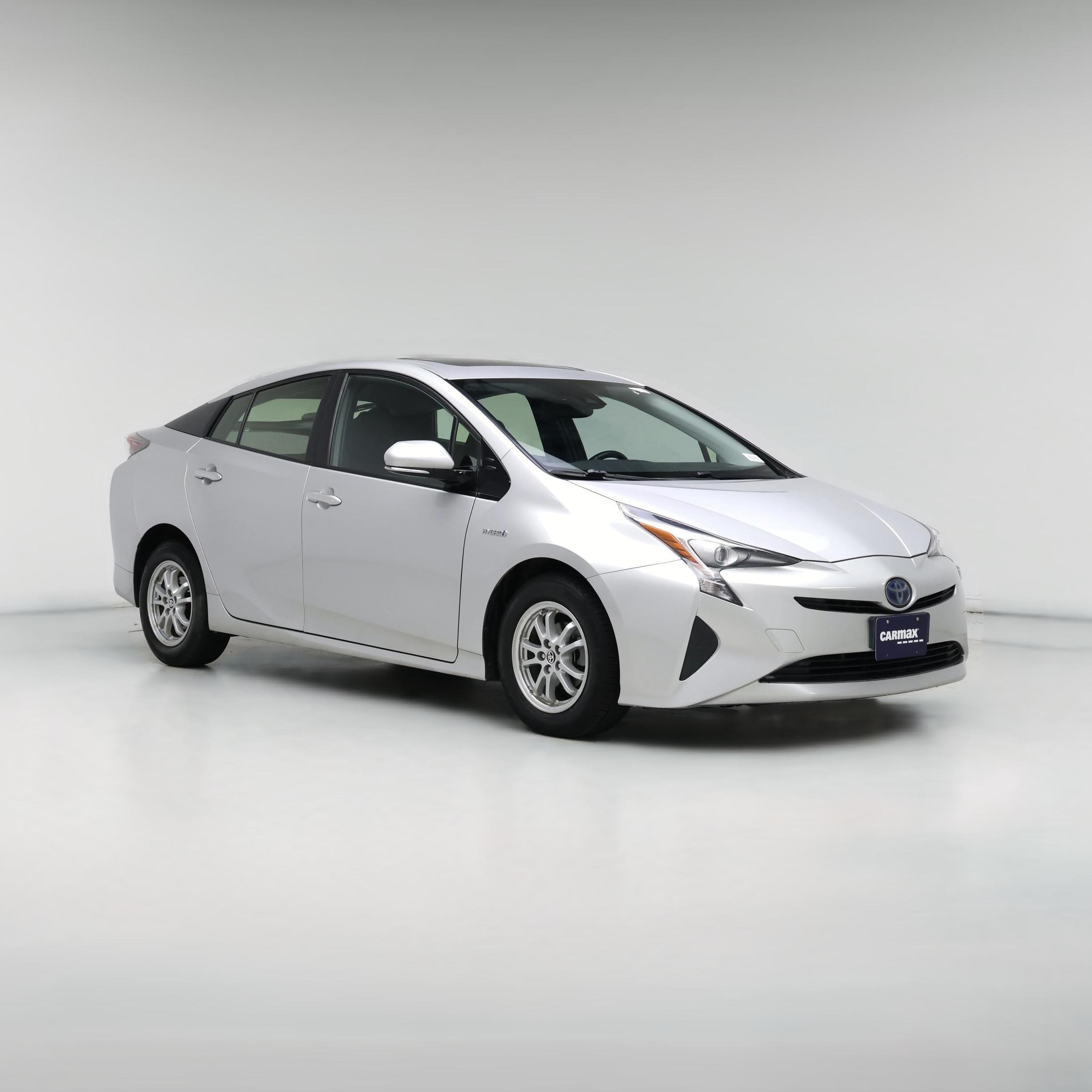 Thumbnail: 2016 Toyota Prius - 1