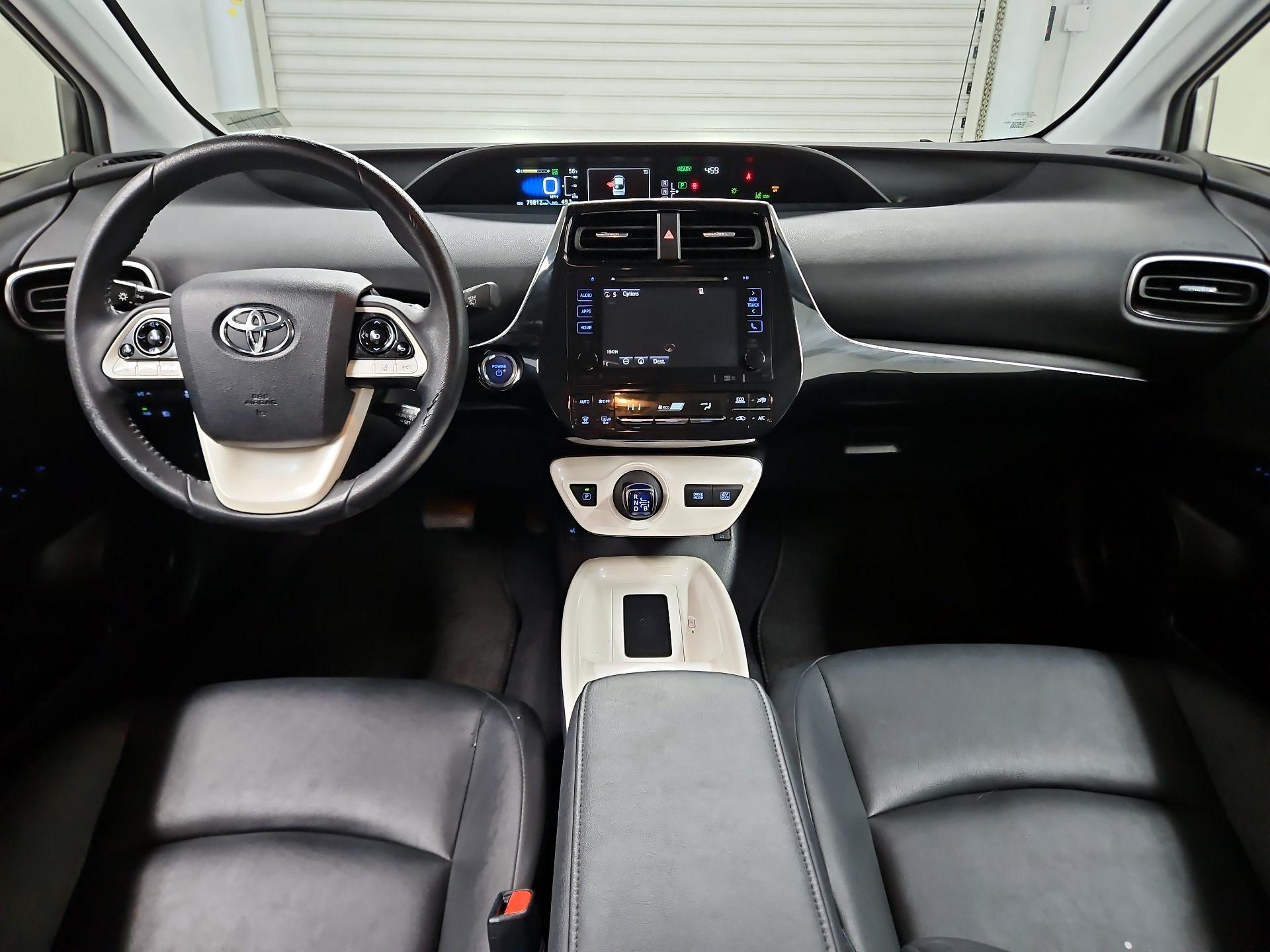 Thumbnail: 2016 Toyota Prius - 9