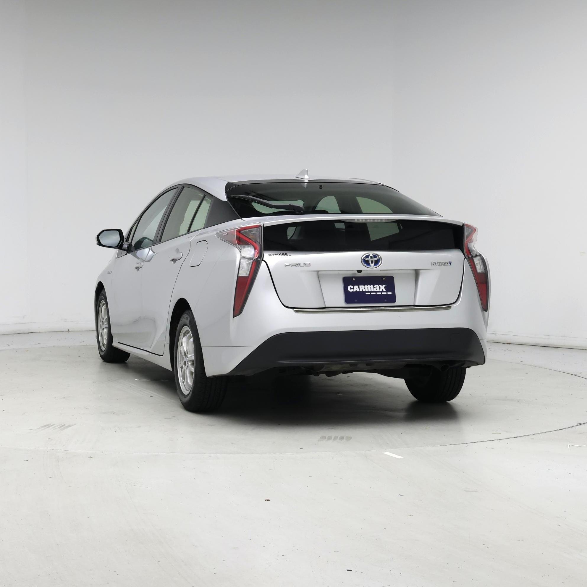 Thumbnail: 2016 Toyota Prius - 6
