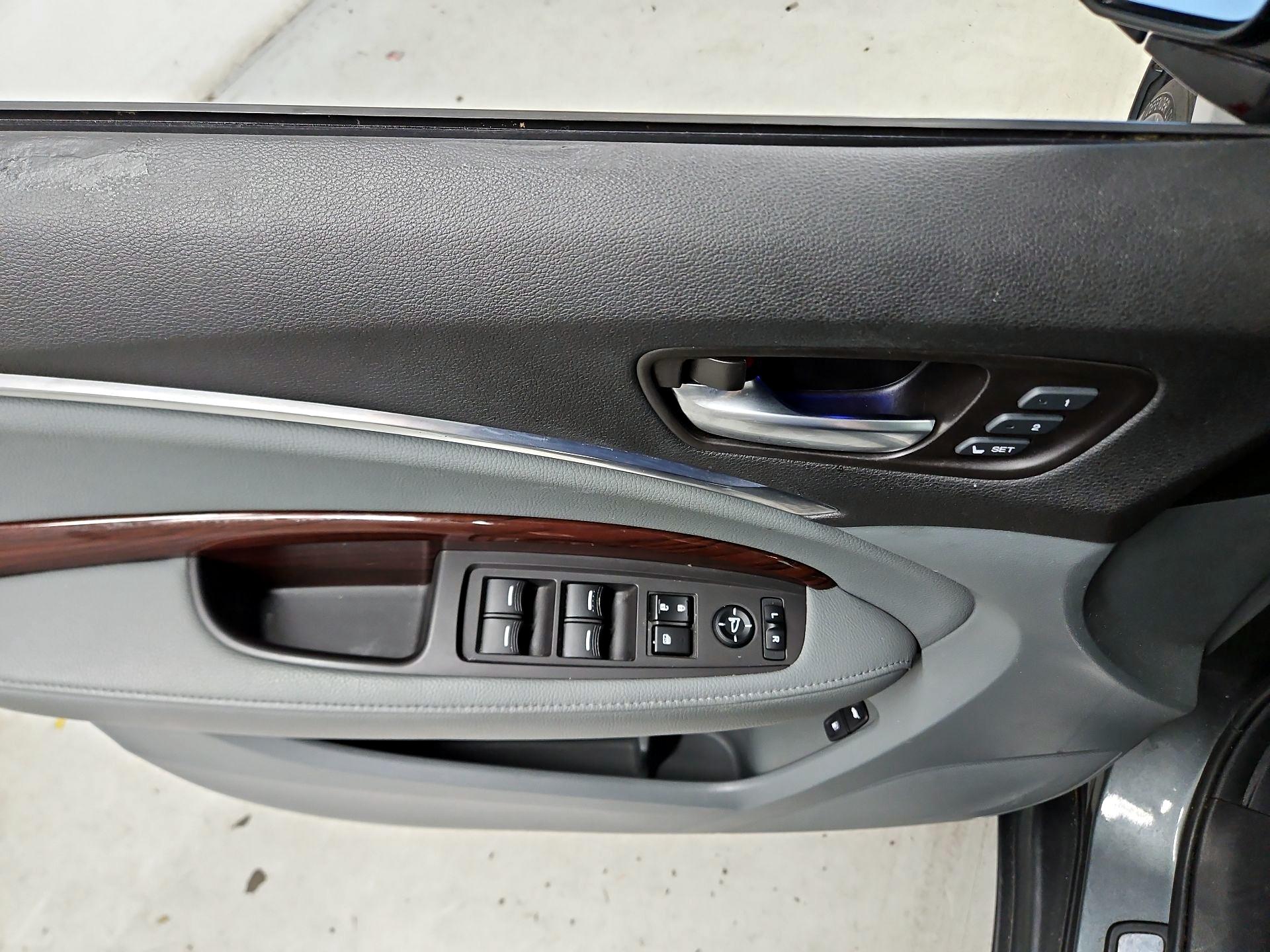 Thumbnail: 2016 Acura MDX - 12