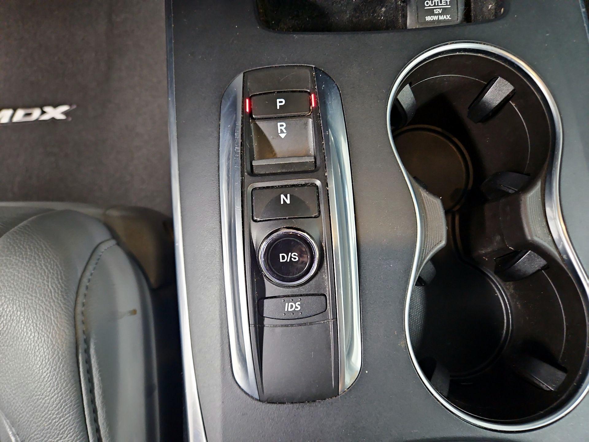 Thumbnail: 2016 Acura MDX - 18