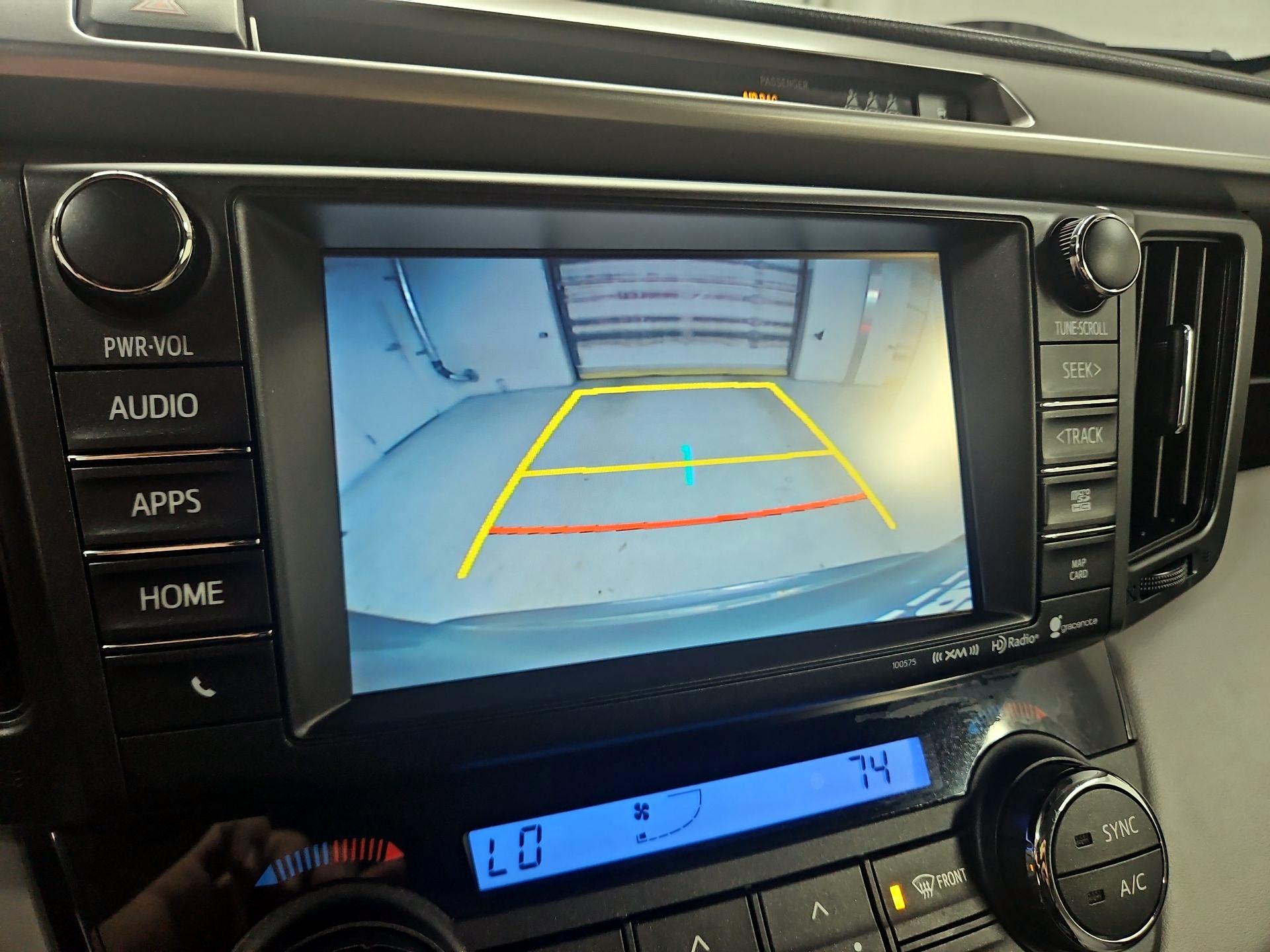 Thumbnail: 2018 Toyota RAV4 - 14