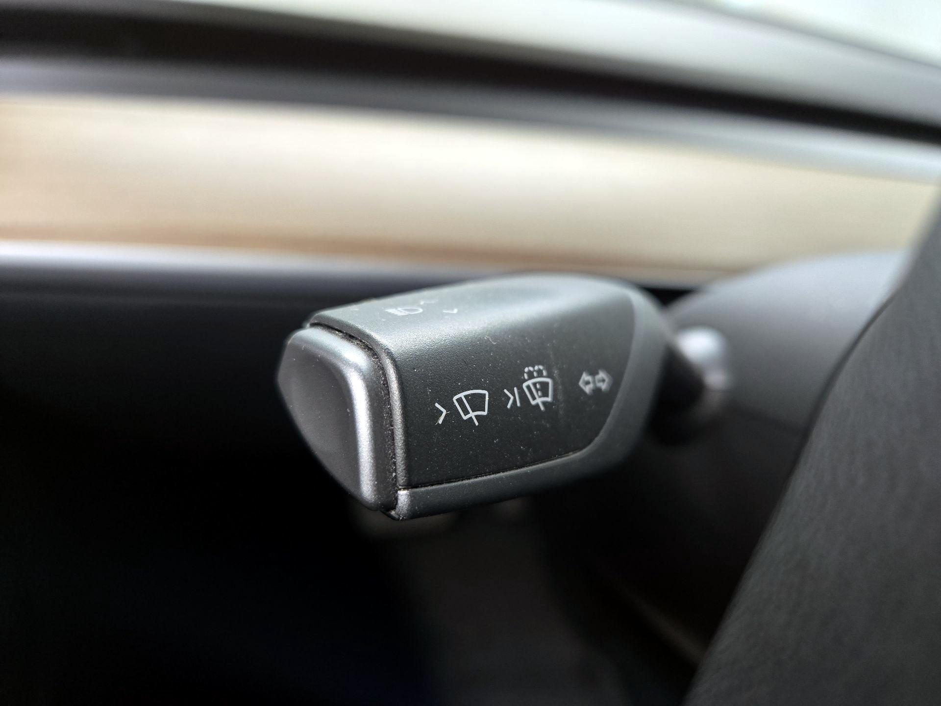 Thumbnail: 2023 Tesla Model 3 - 13