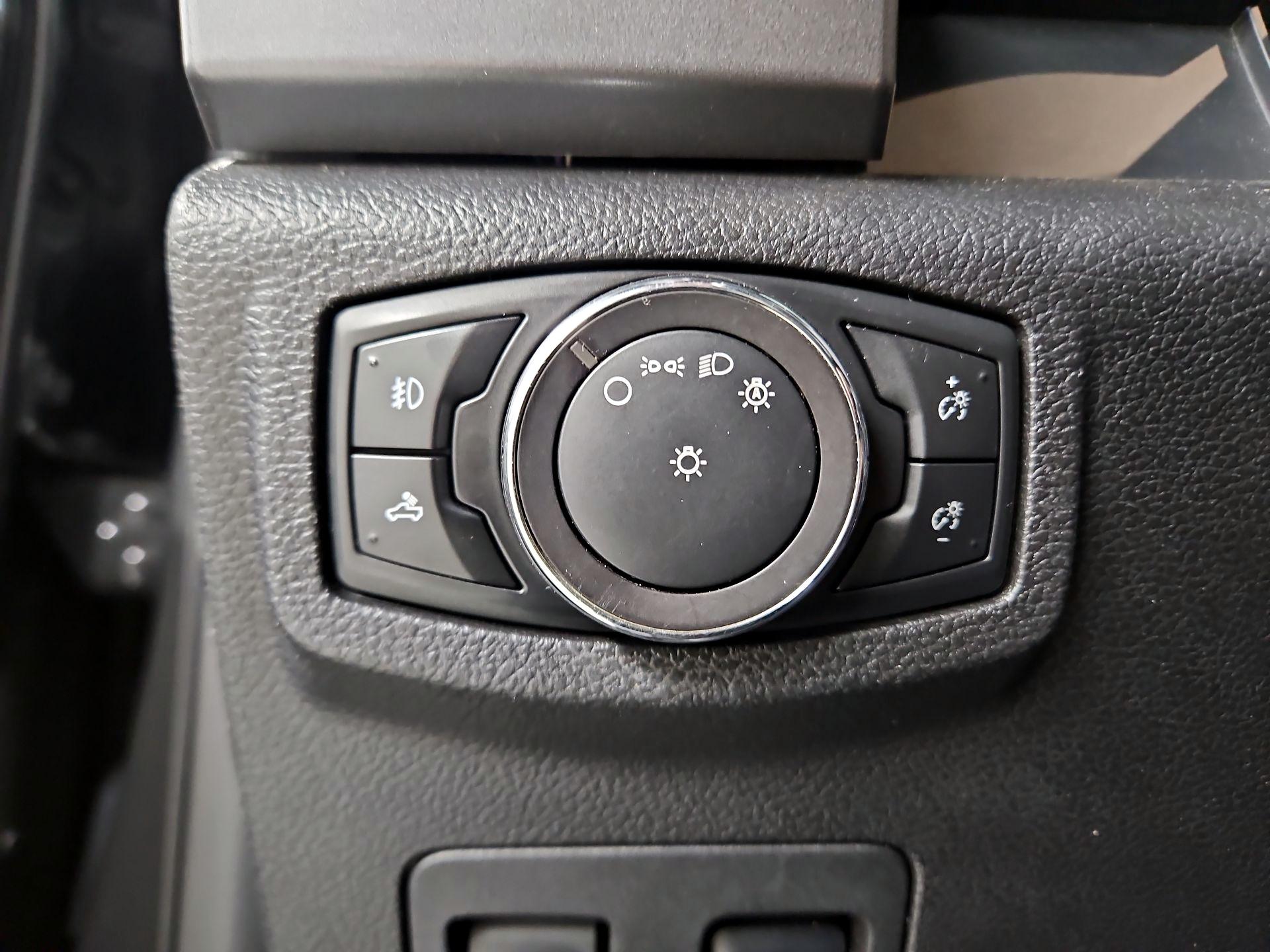 Thumbnail: 2018 Ford F-150 - 13