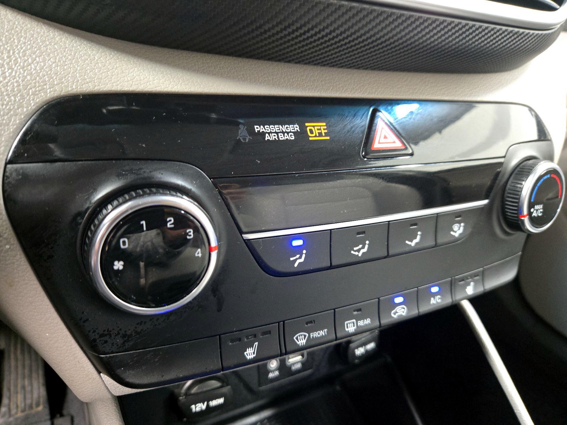 Thumbnail: 2019 Hyundai Tucson - 16