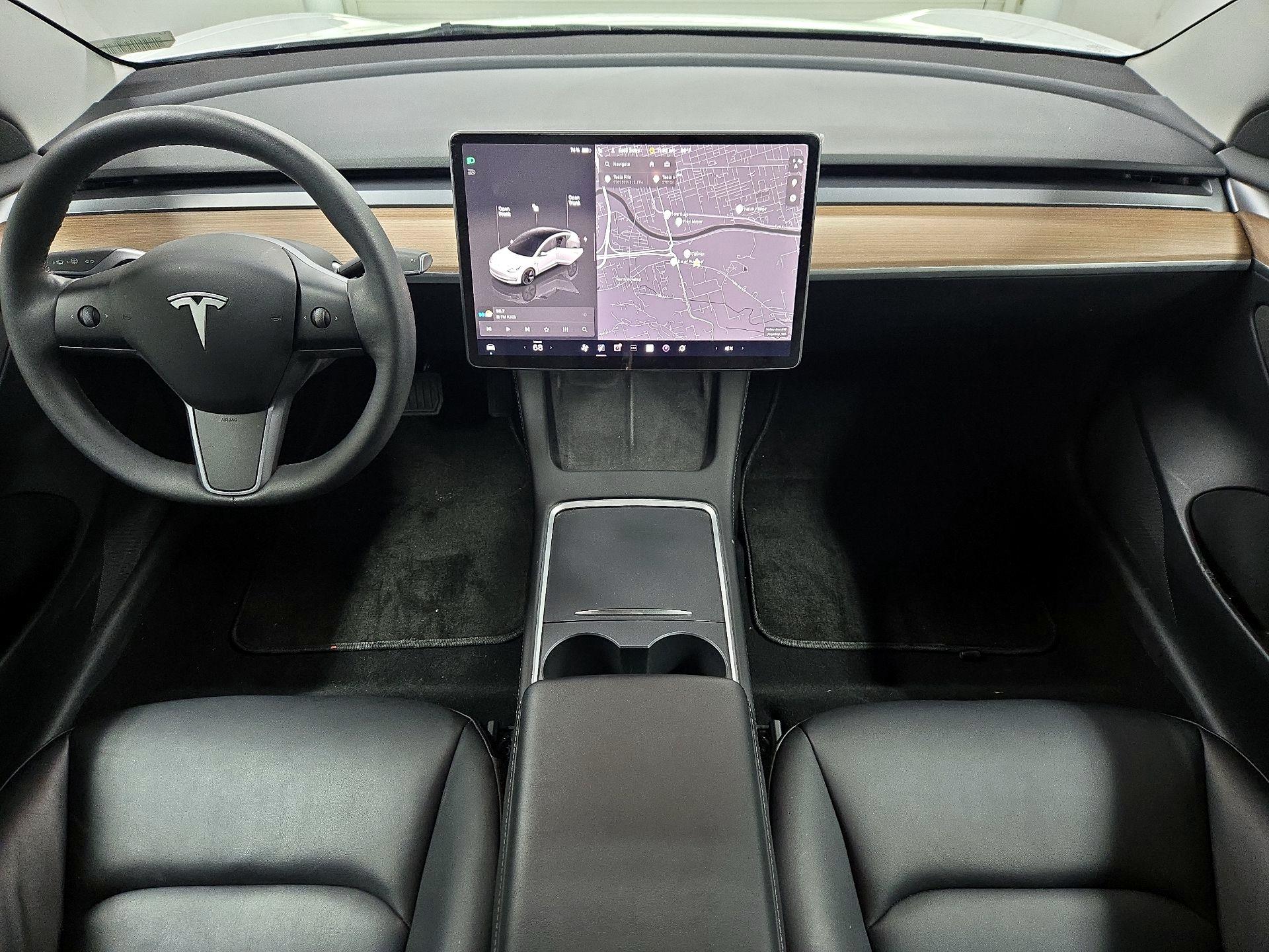 Thumbnail: 2023 Tesla Model 3 - 9