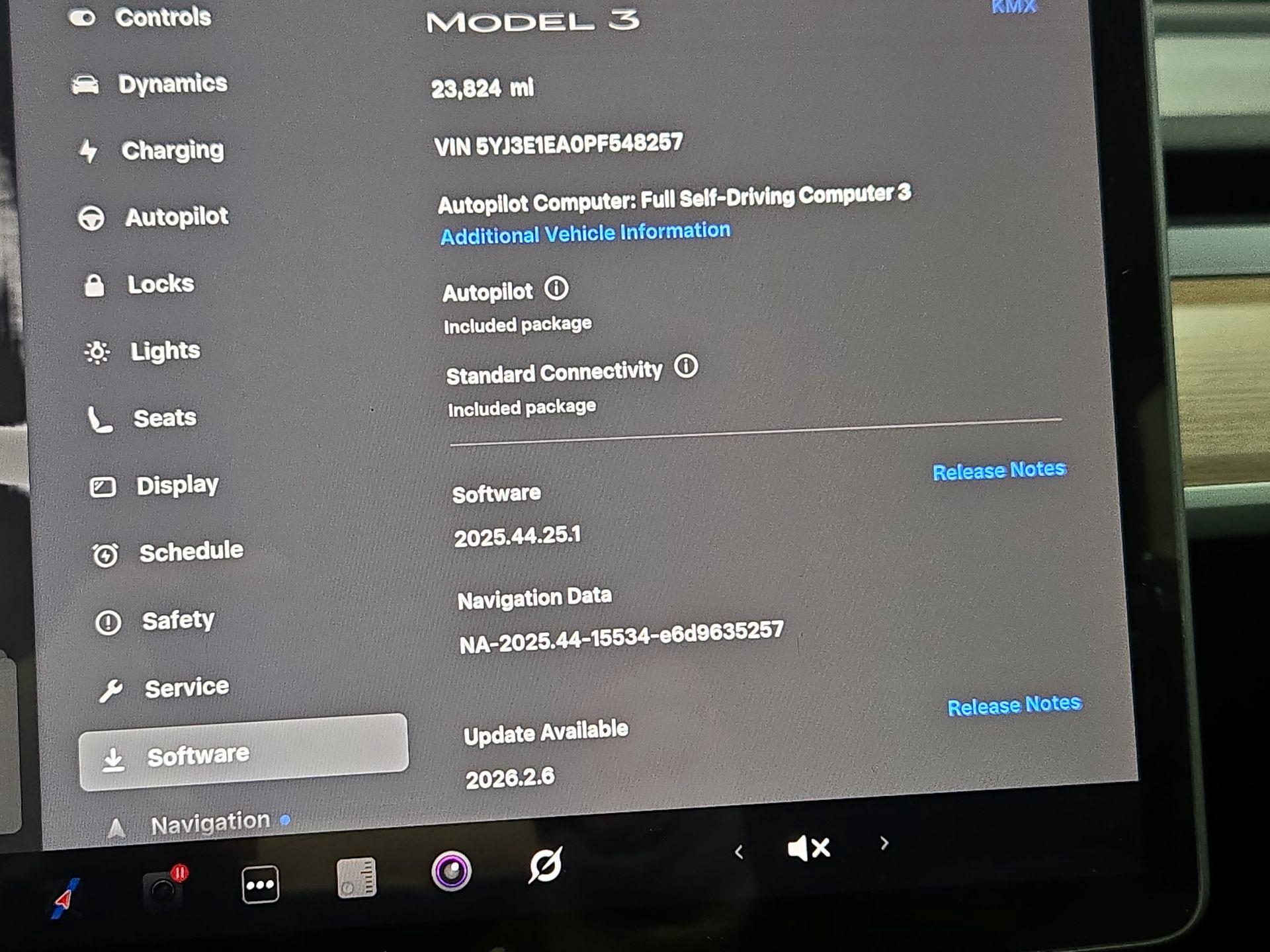 Thumbnail: 2023 Tesla Model 3 - 13