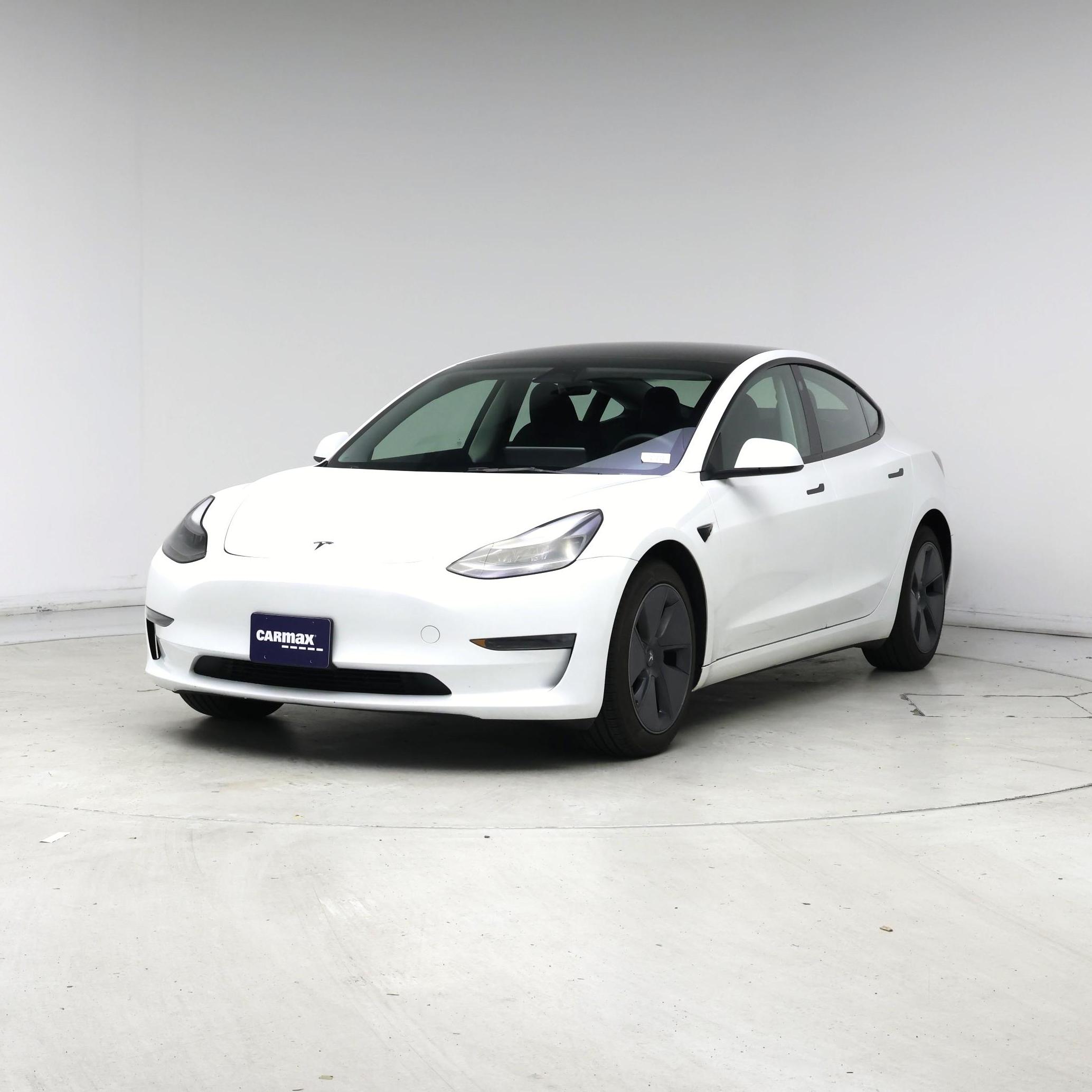Thumbnail: 2023 Tesla Model 3 - 4
