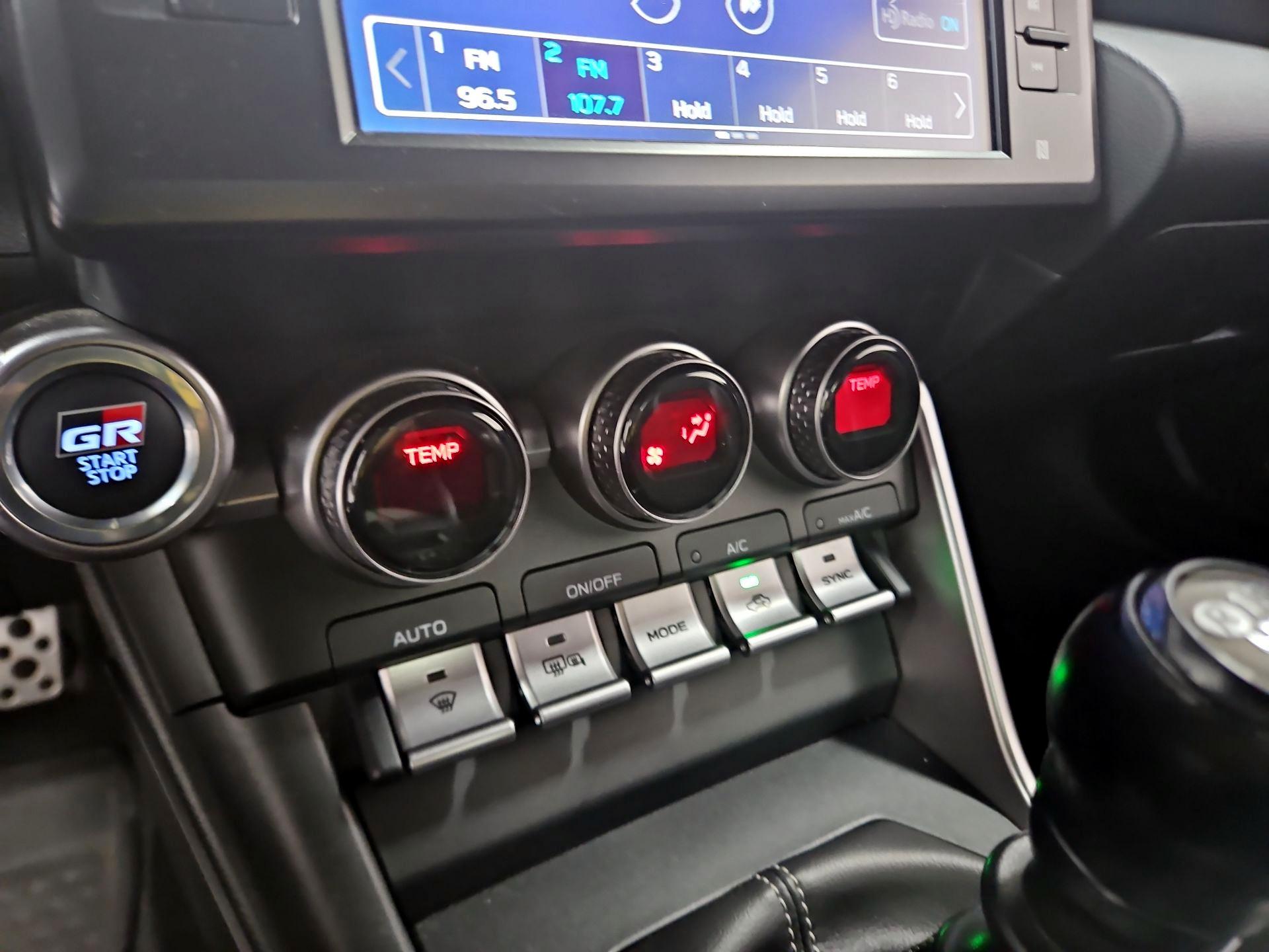 Thumbnail: 2023 Toyota GR86 - 16